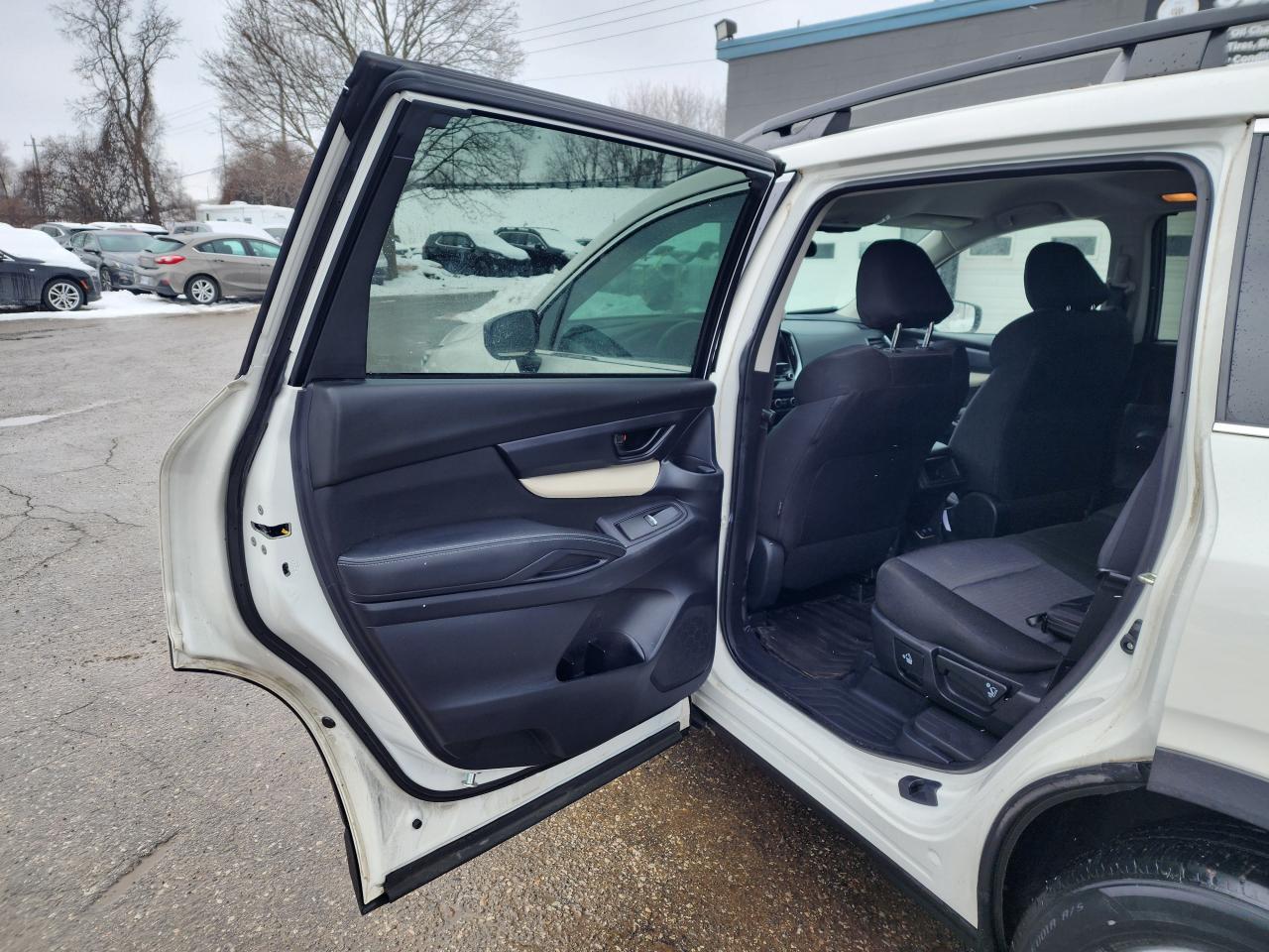 2021 Subaru ASCENT Convenience l AWD | 3-Row SUV l Clean Carfax Photo