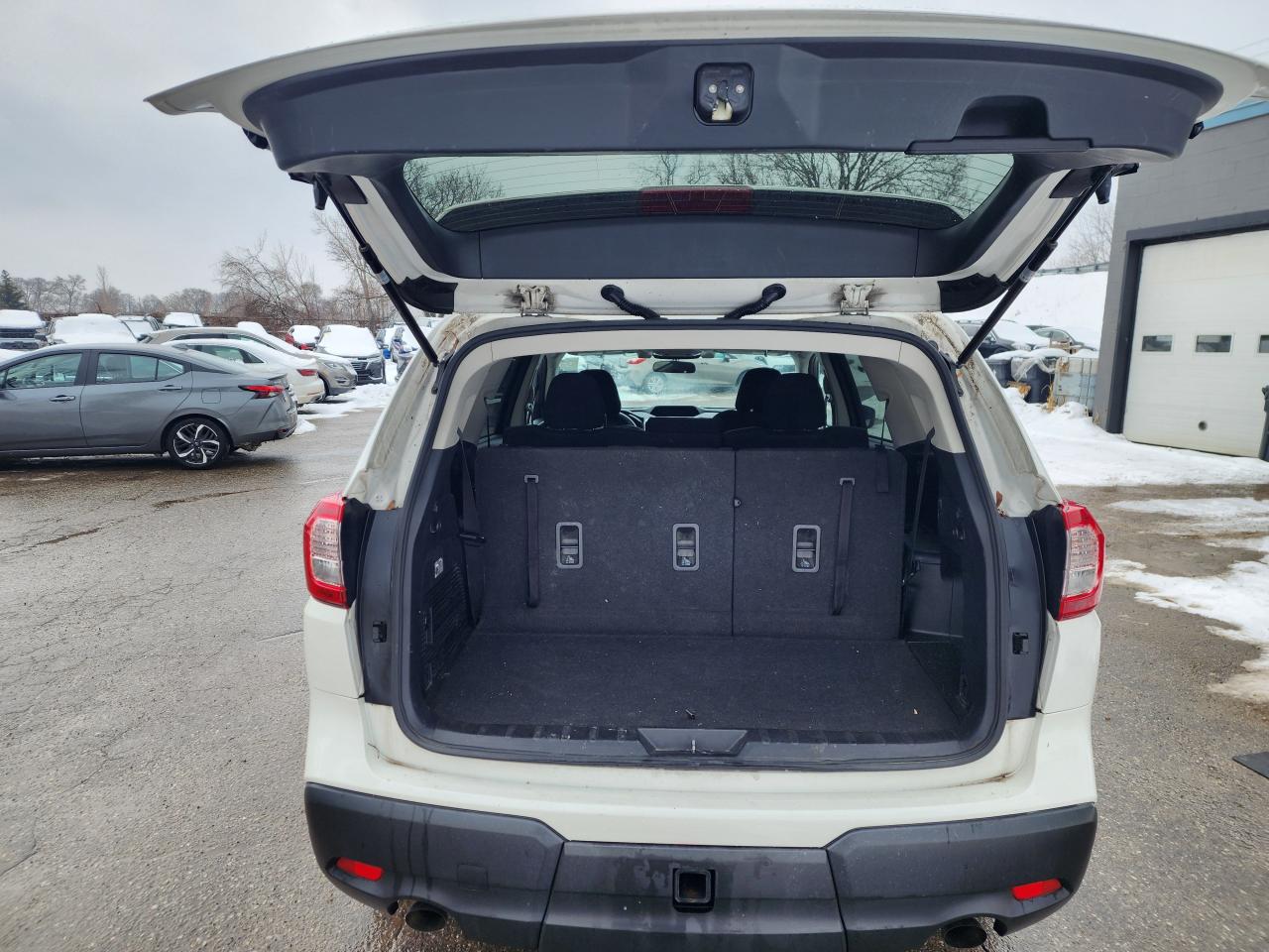 2021 Subaru ASCENT Convenience l AWD | 3-Row SUV l Clean Carfax Photo