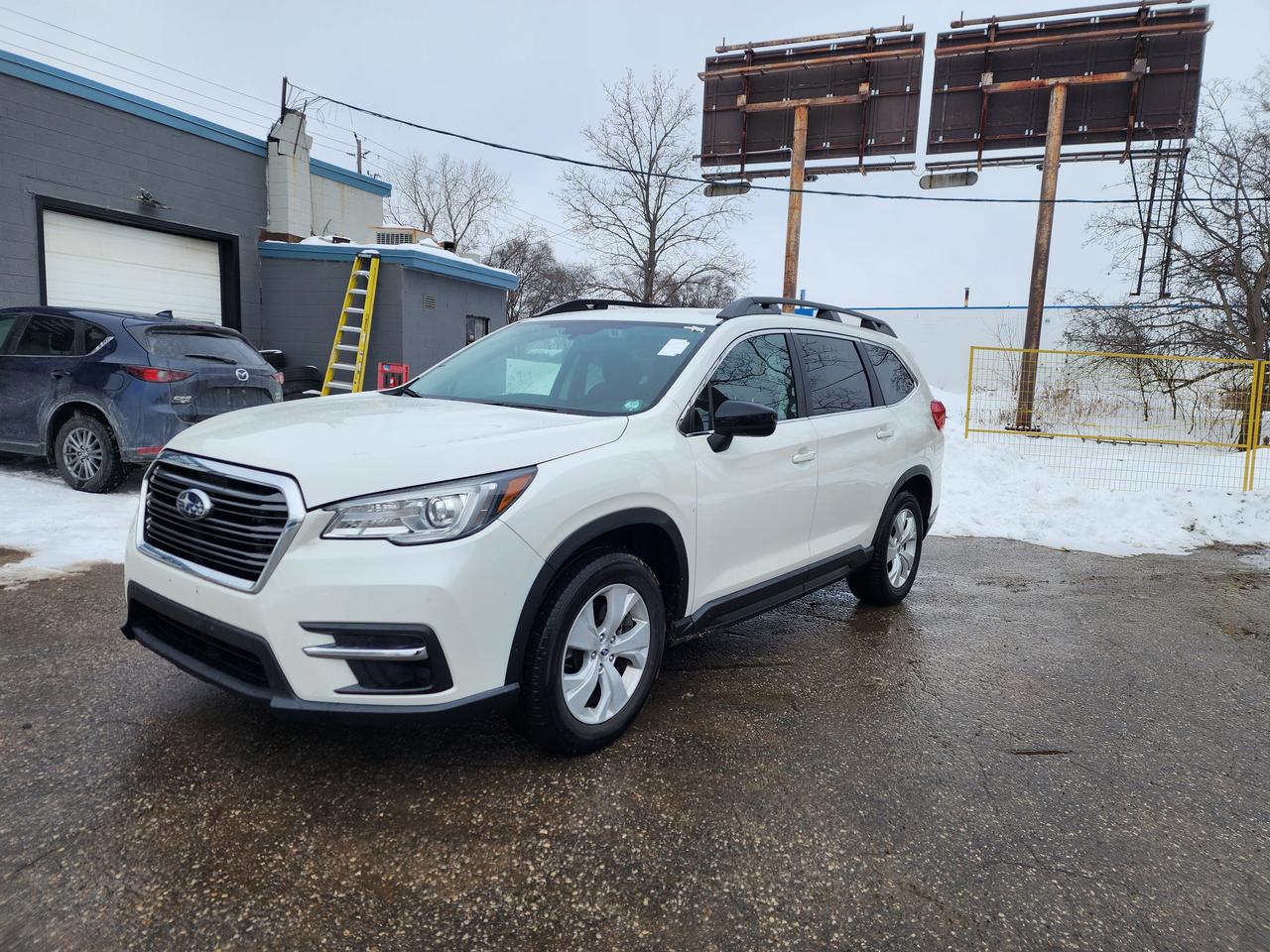 2021 Subaru Ascent Convenience l AWD | 3-Row SUV l Clean Carfax
