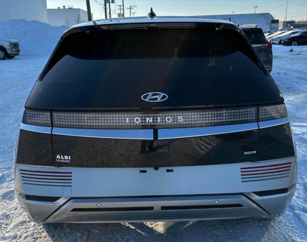 2024 Hyundai IONIQ 5 Ultimate Long Range AWD | Leather | Glass roof | Nav | Heated Wheel + Seats | 360 Camera & More ! Photo4