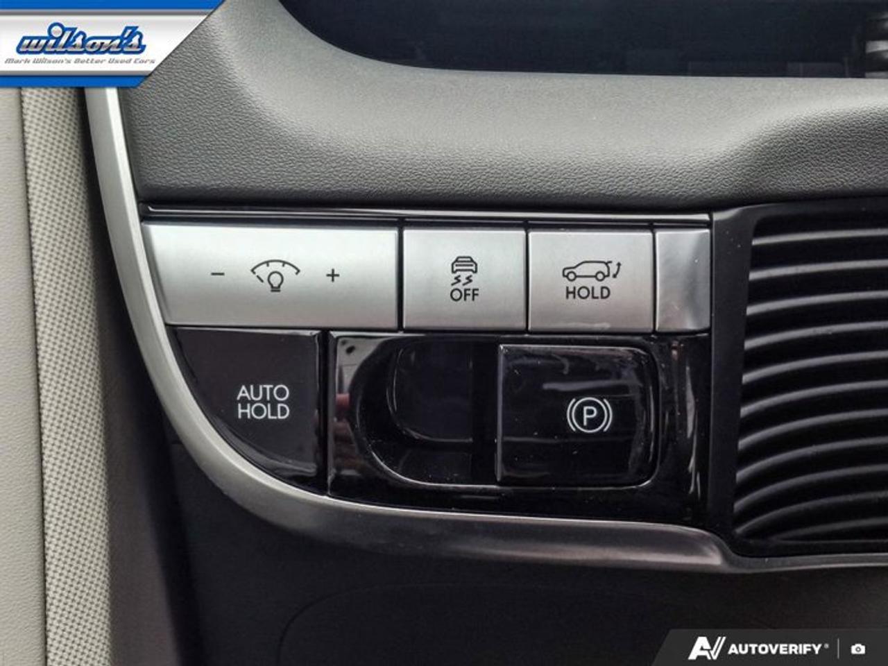 2024 Hyundai IONIQ 5 Ultimate Long Range AWD | Leather | Glass roof | Nav | Heated Wheel + Seats | 360 Camera & More ! Photo