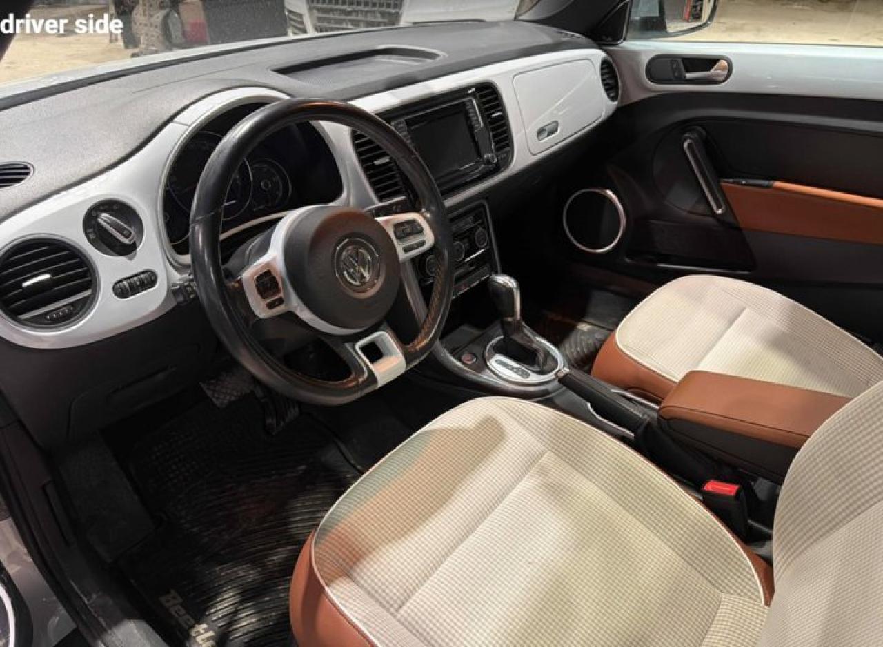 2017 Volkswagen Beetle Coupe Classic Checker Cloth w/ Leatherette | Sunroof | Heated Seats | Bluetooth | Reverse Camera | Photo2