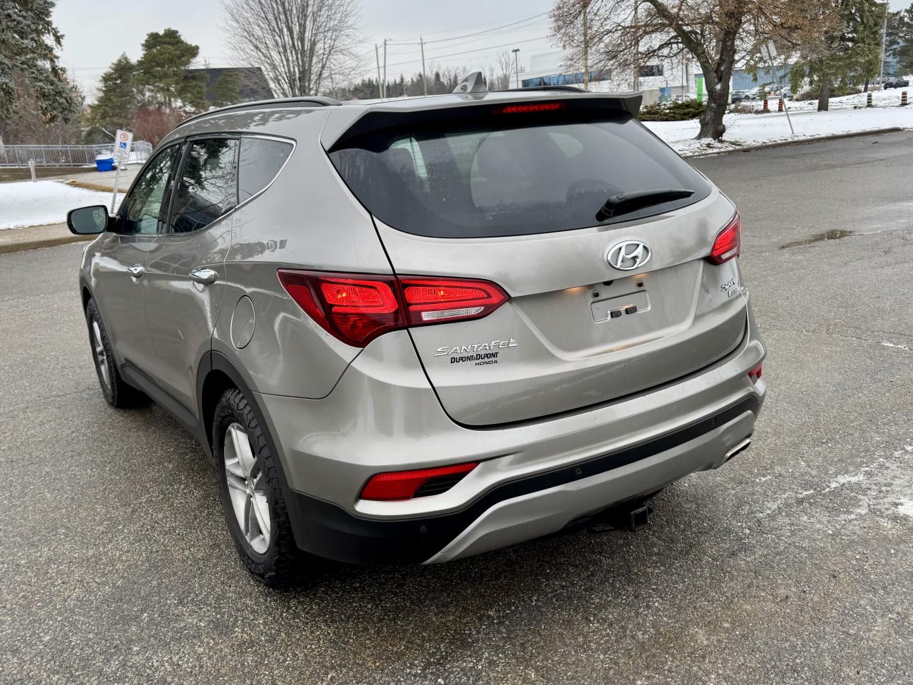 2017 Hyundai Santa Fe Sport SE -AWD Fully Loaded Photo