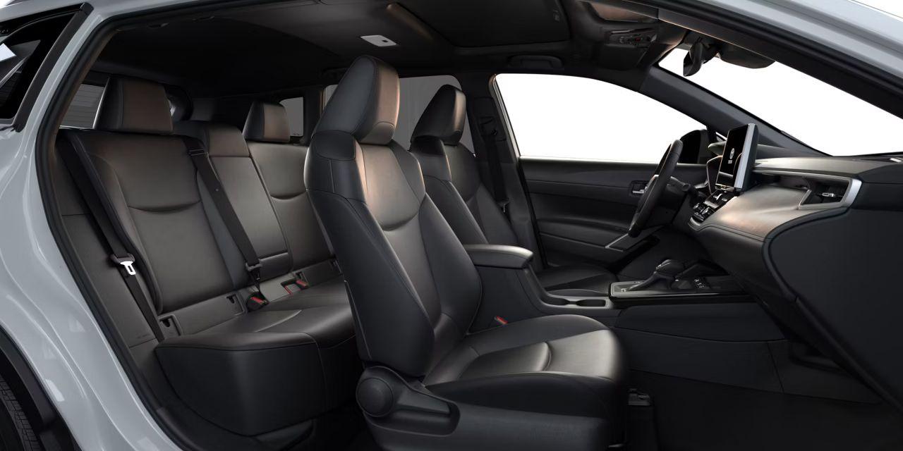 2026 Toyota Corolla Cross XLE AWD Photo