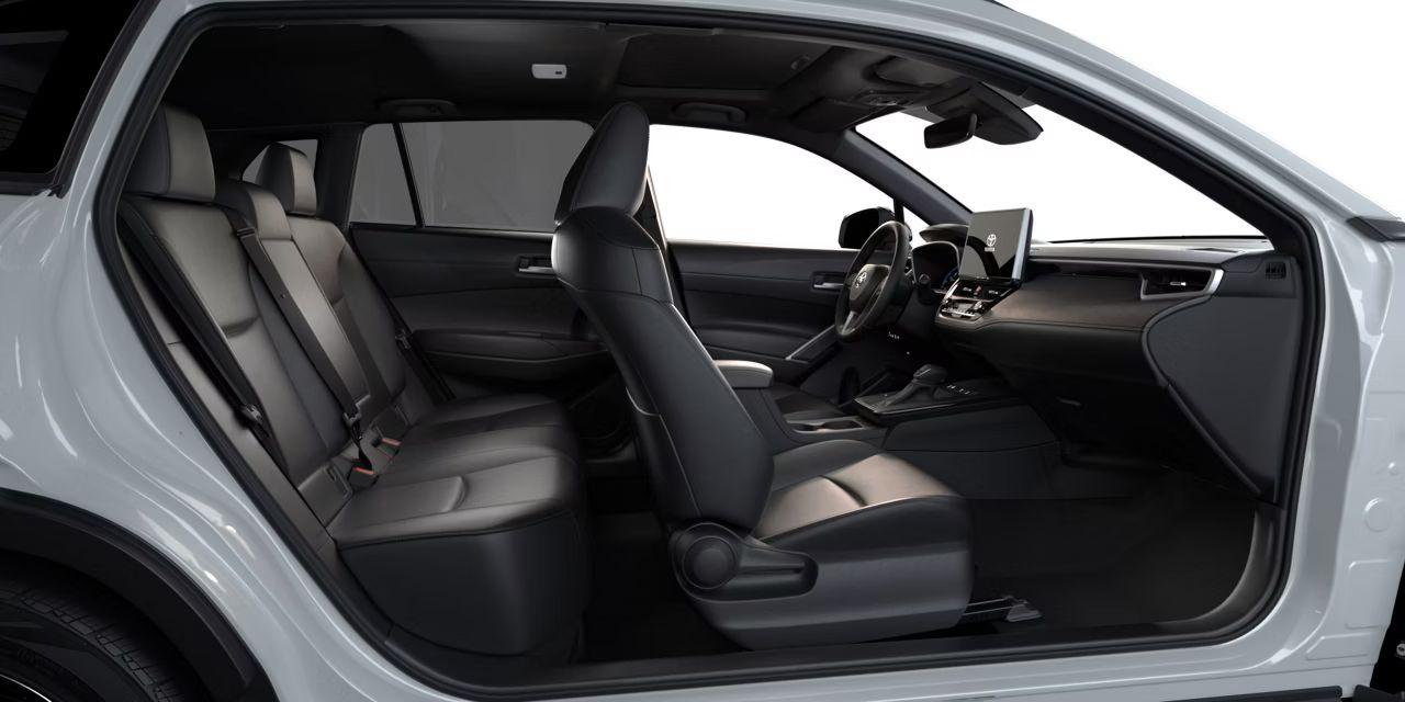 2026 Toyota Corolla Cross XLE AWD Photo