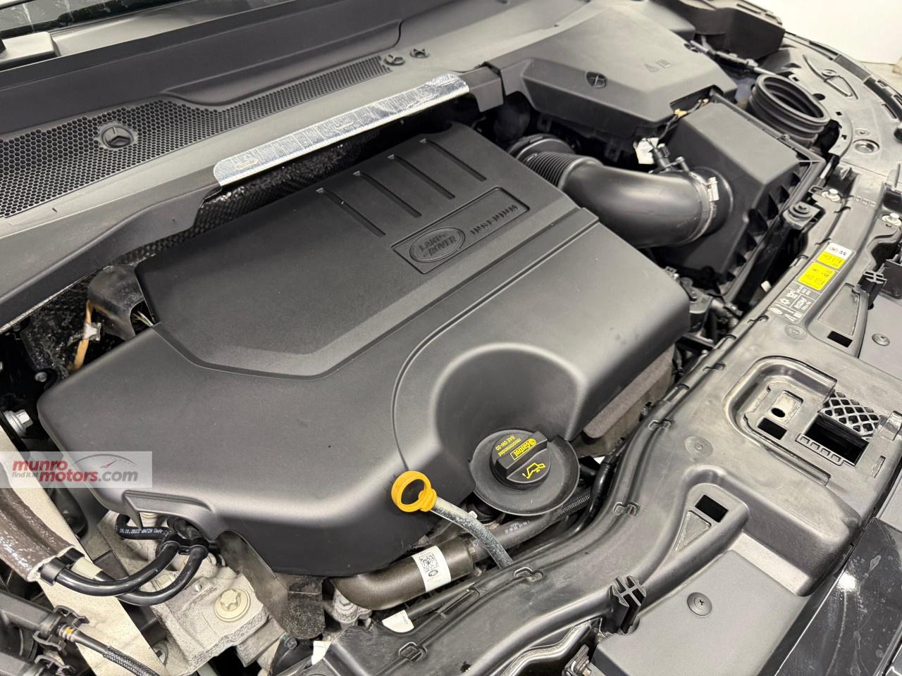 2024 Land Rover Discovery Sport Dynamic HSE 4WD Photo