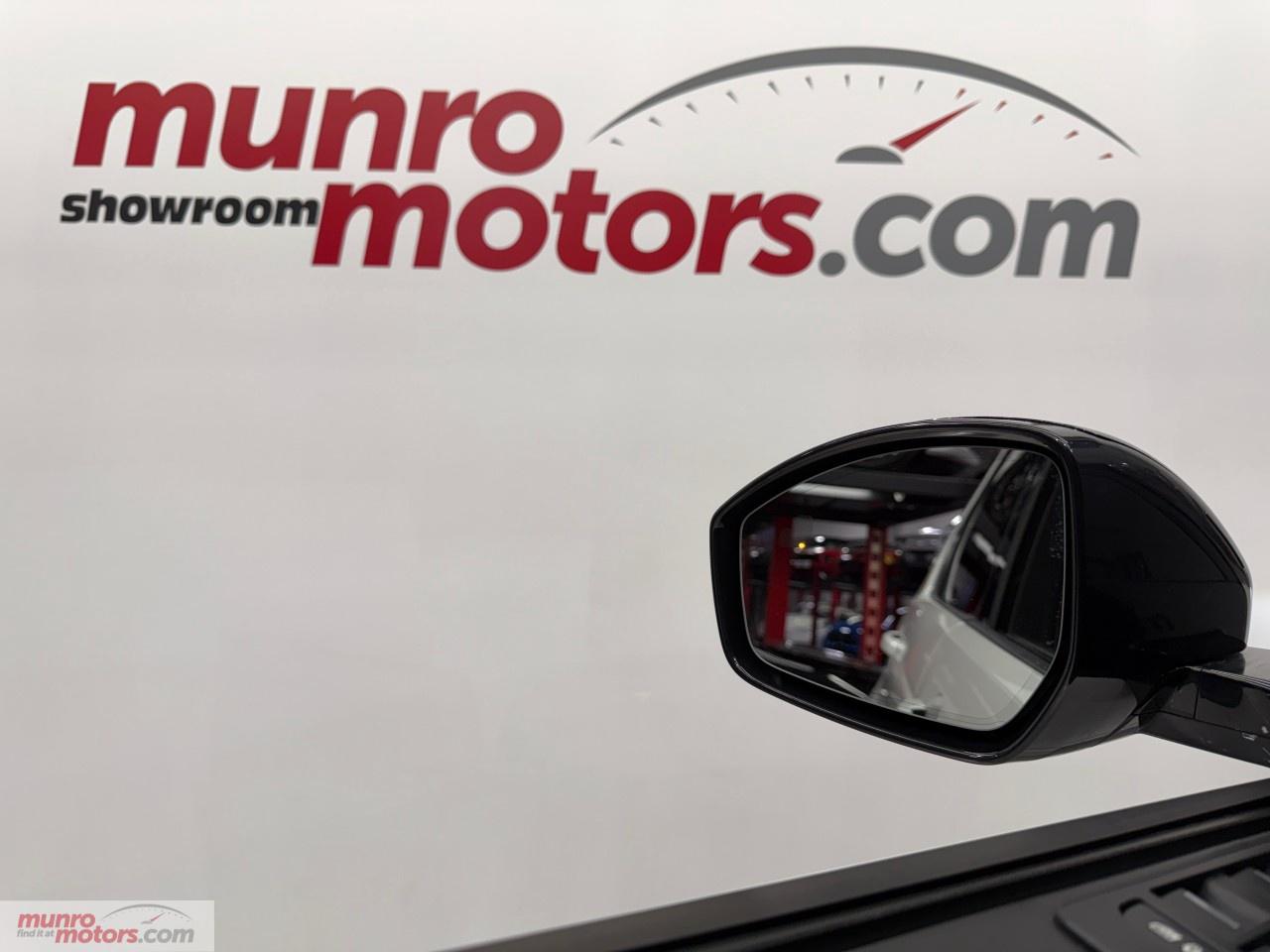 2024 Land Rover Discovery Sport Dynamic HSE 4WD Photo