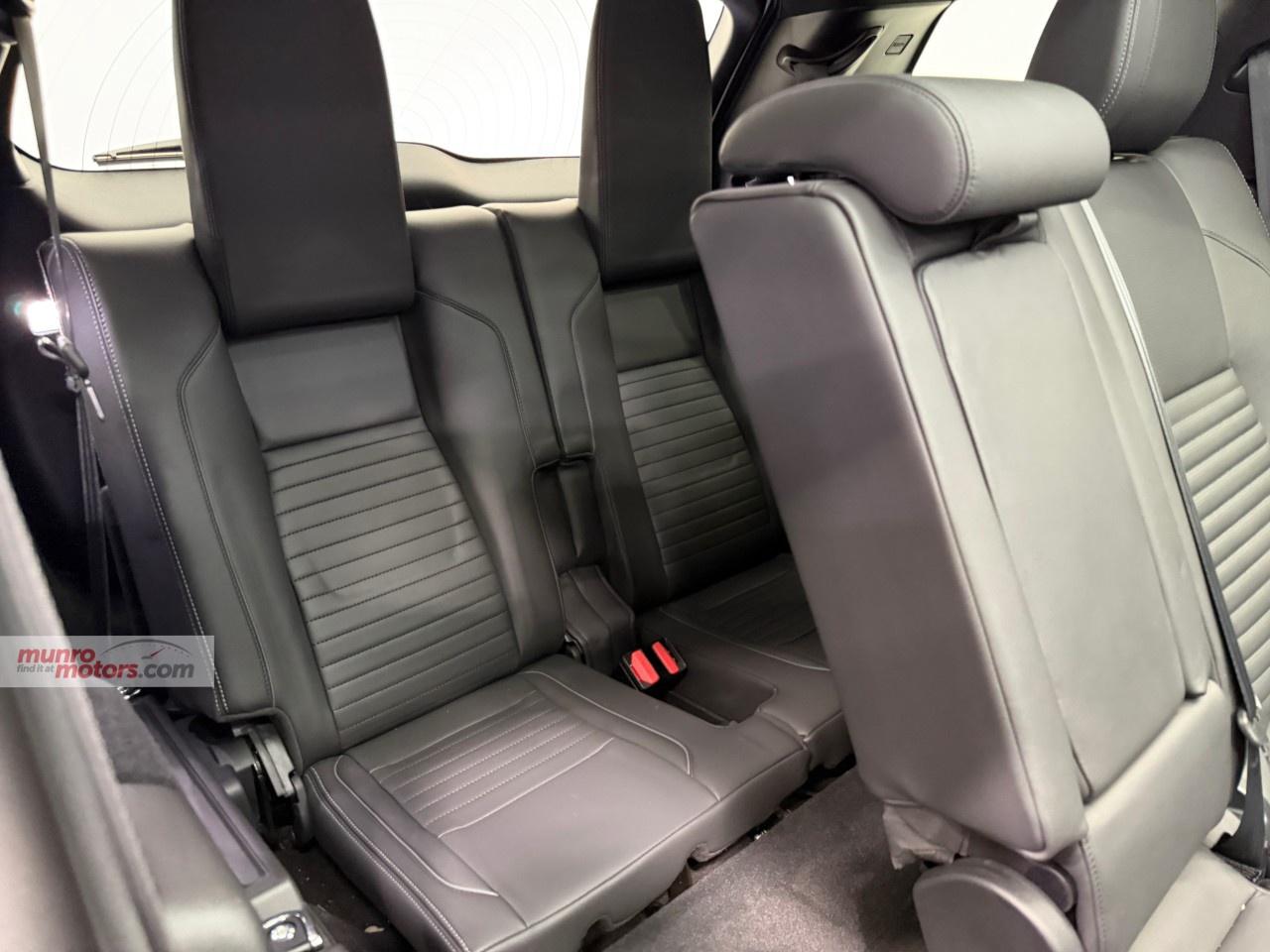 2024 Land Rover Discovery Sport Dynamic HSE 4WD Photo