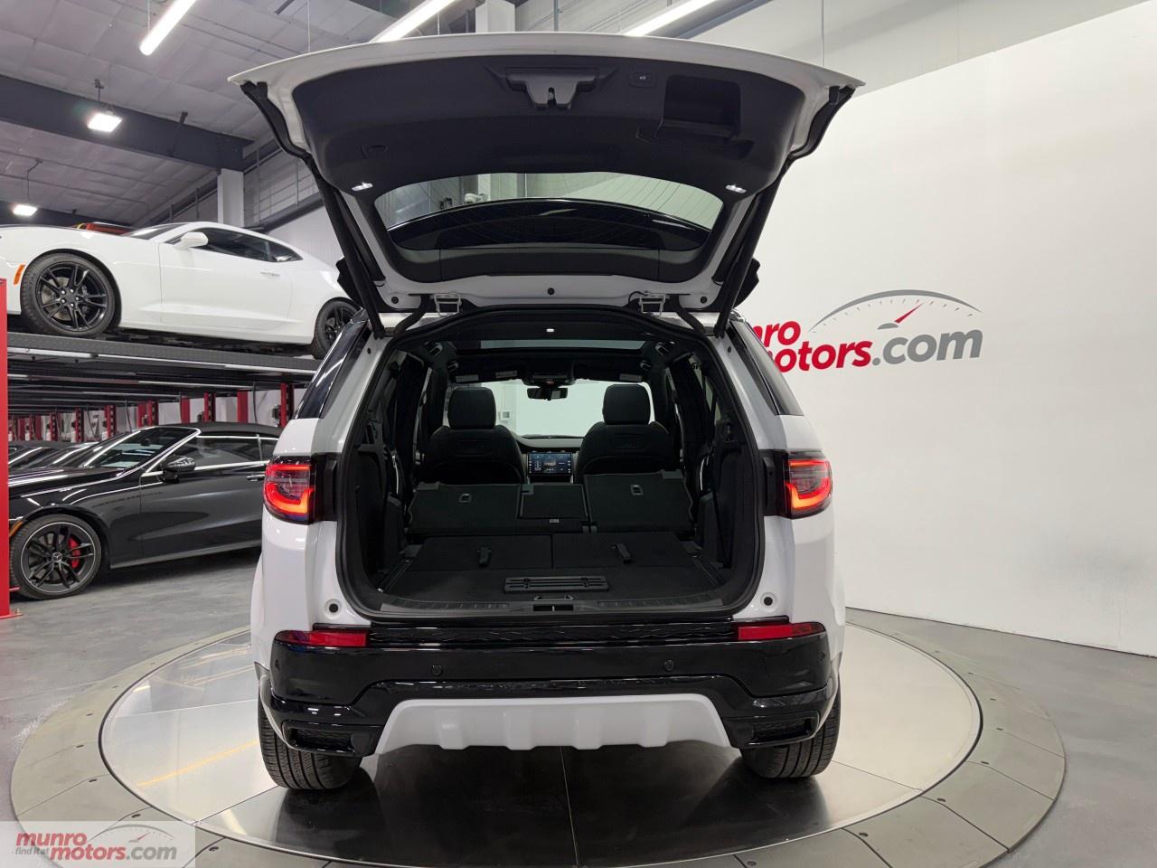 2024 Land Rover Discovery Sport Dynamic HSE 4WD Photo