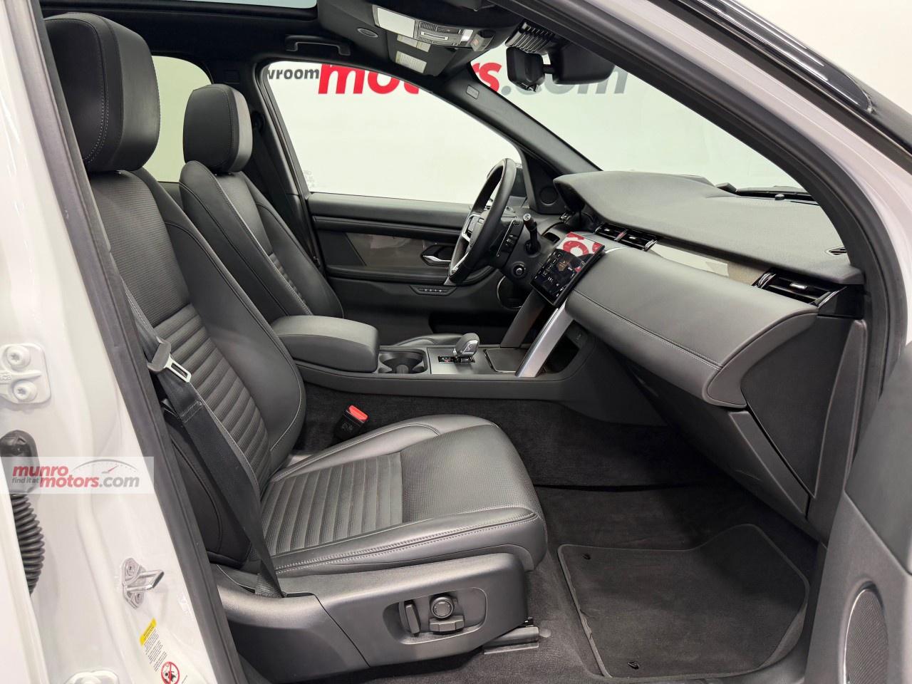 2024 Land Rover Discovery Sport Dynamic HSE 4WD Photo