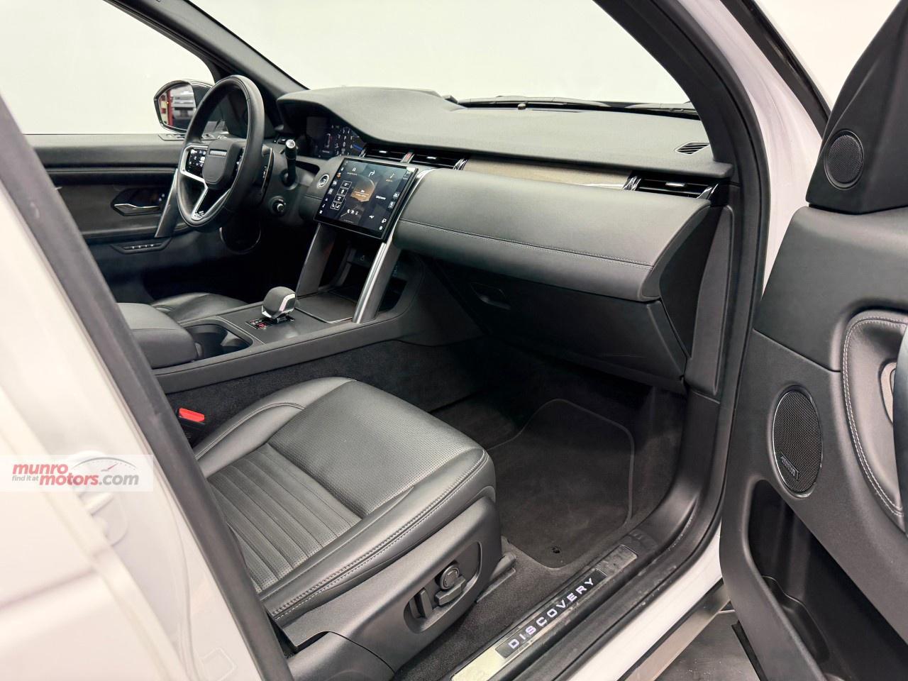 2024 Land Rover Discovery Sport Dynamic HSE 4WD Photo