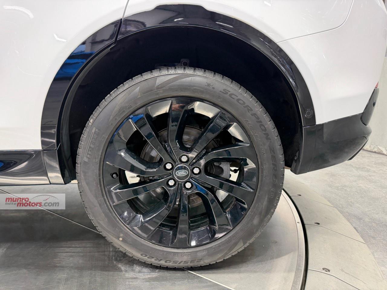 2024 Land Rover Discovery Sport Dynamic HSE 4WD Photo