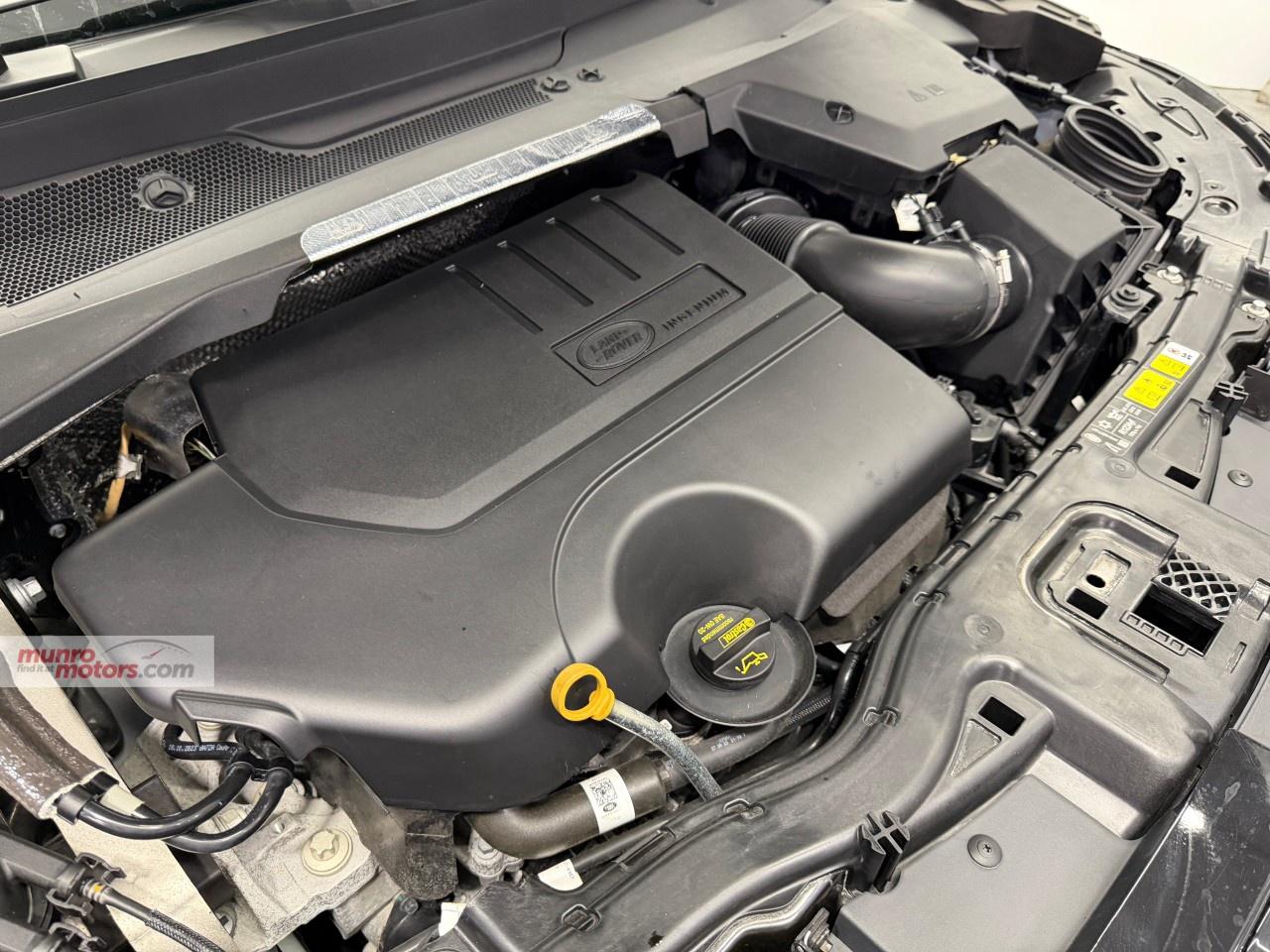 2024 Land Rover Discovery Sport Dynamic HSE 4WD Photo