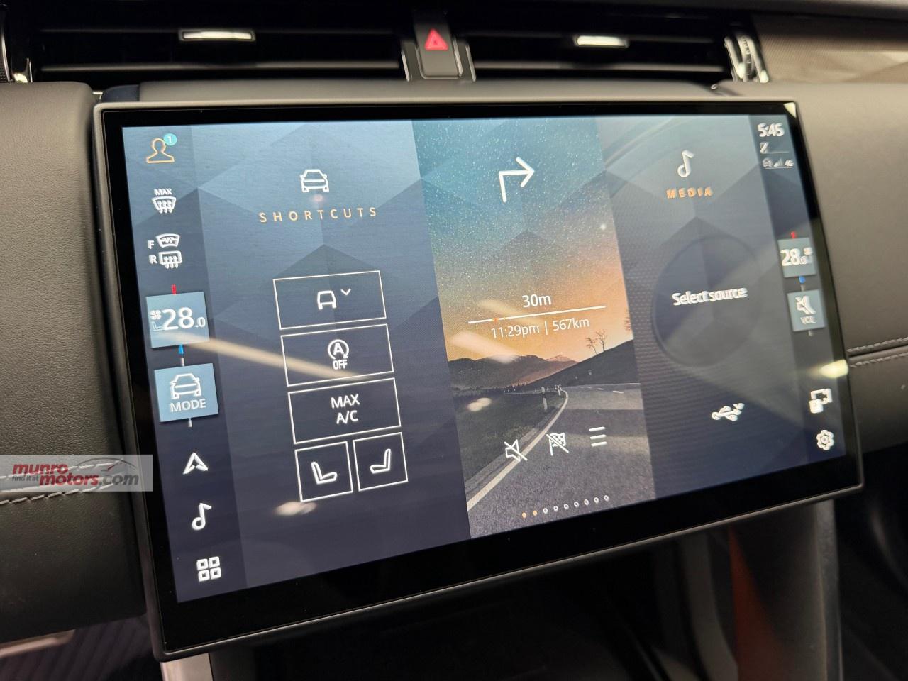 2024 Land Rover Discovery Sport Dynamic HSE 4WD Photo