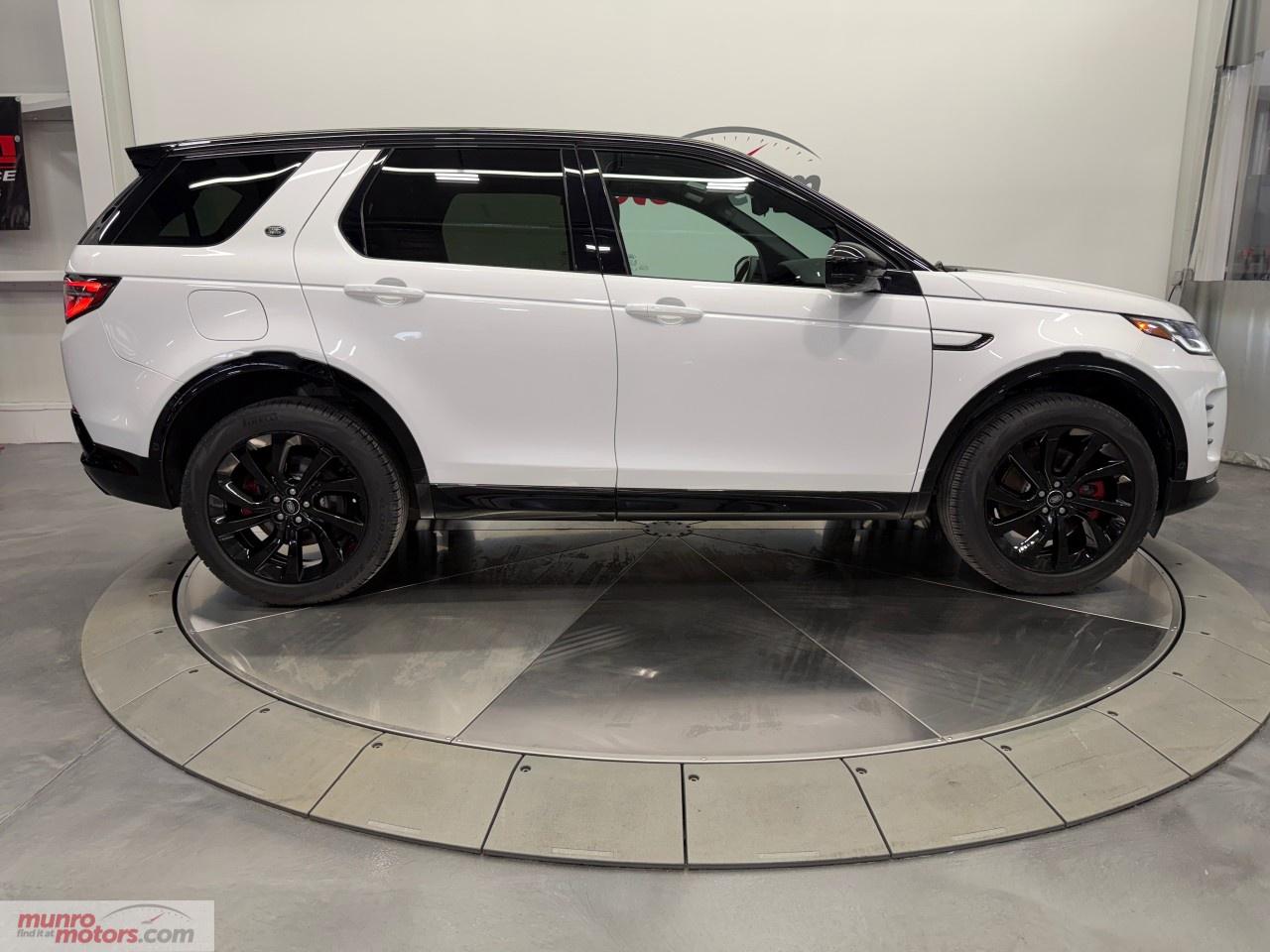 2024 Land Rover Discovery Sport Dynamic HSE 4WD Photo