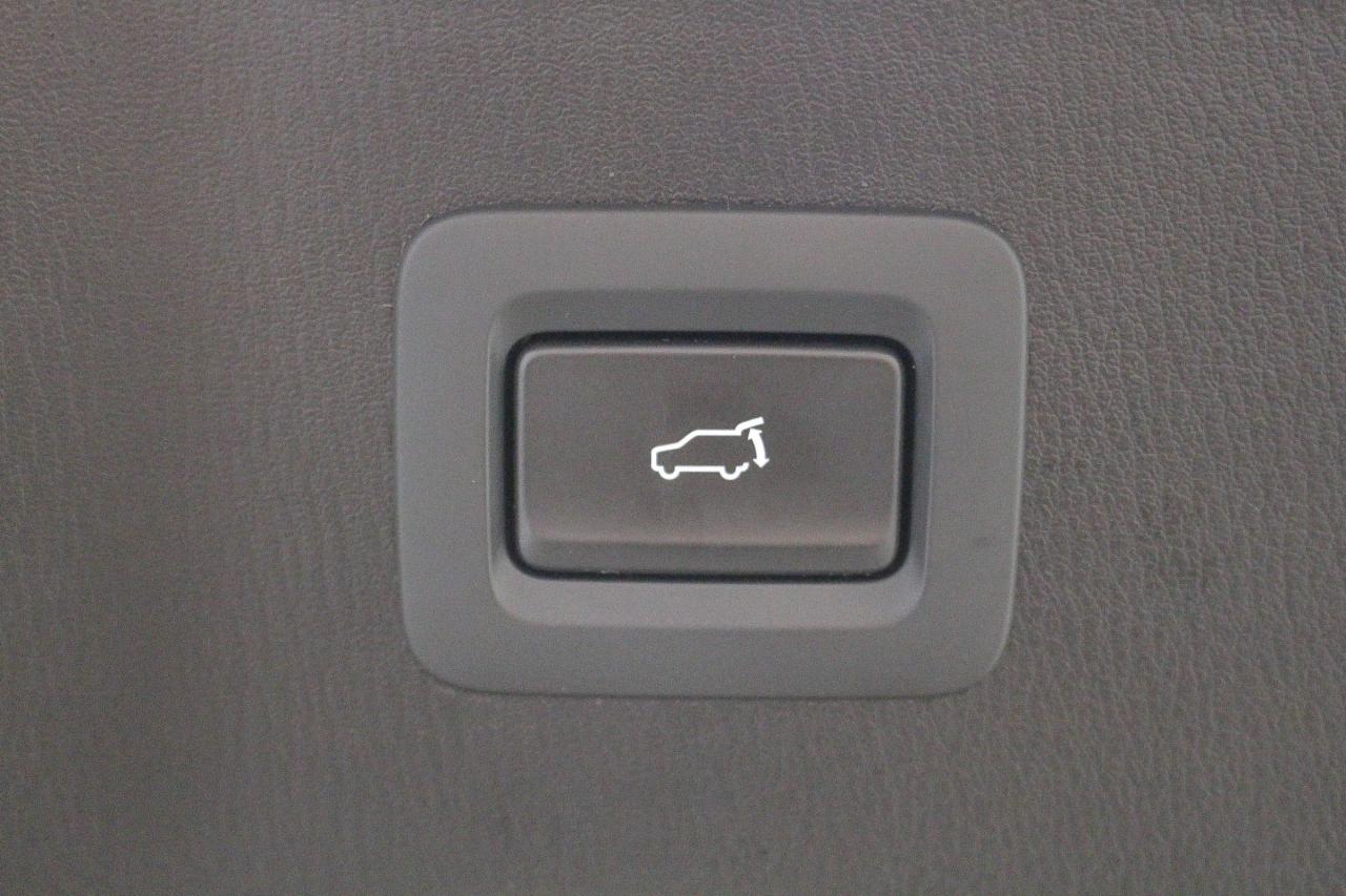 2025 Mazda CX-5 Signature NAPPA LEATHER SEATS - BOSE AUDIO - HEADS UP DISPLAY - 360° CAMERA Photo