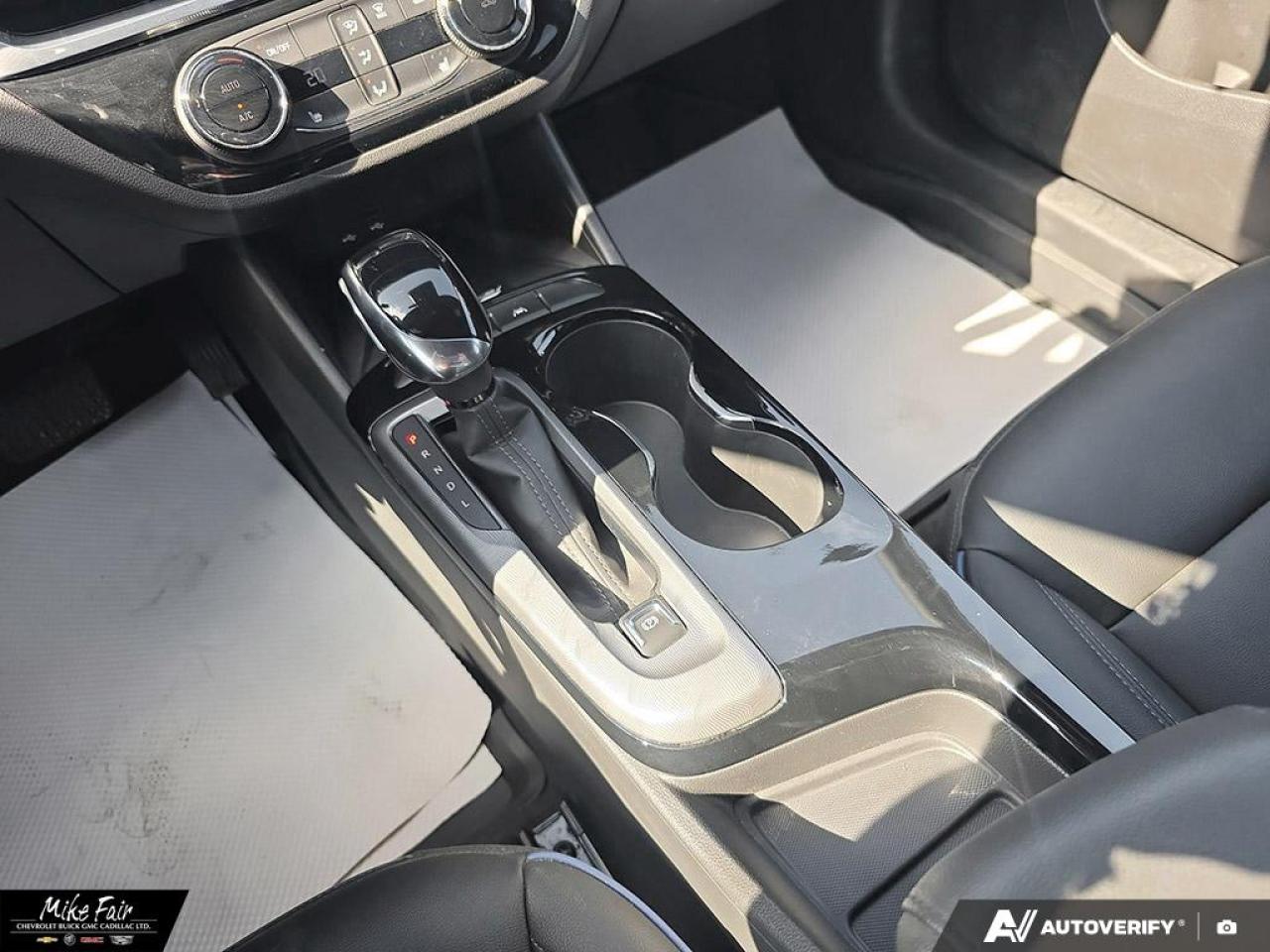 2025 Buick Envista Sport Touring Stability Control System, Engine Air Filter Monitor, Keyless Open, Remote Start Photo