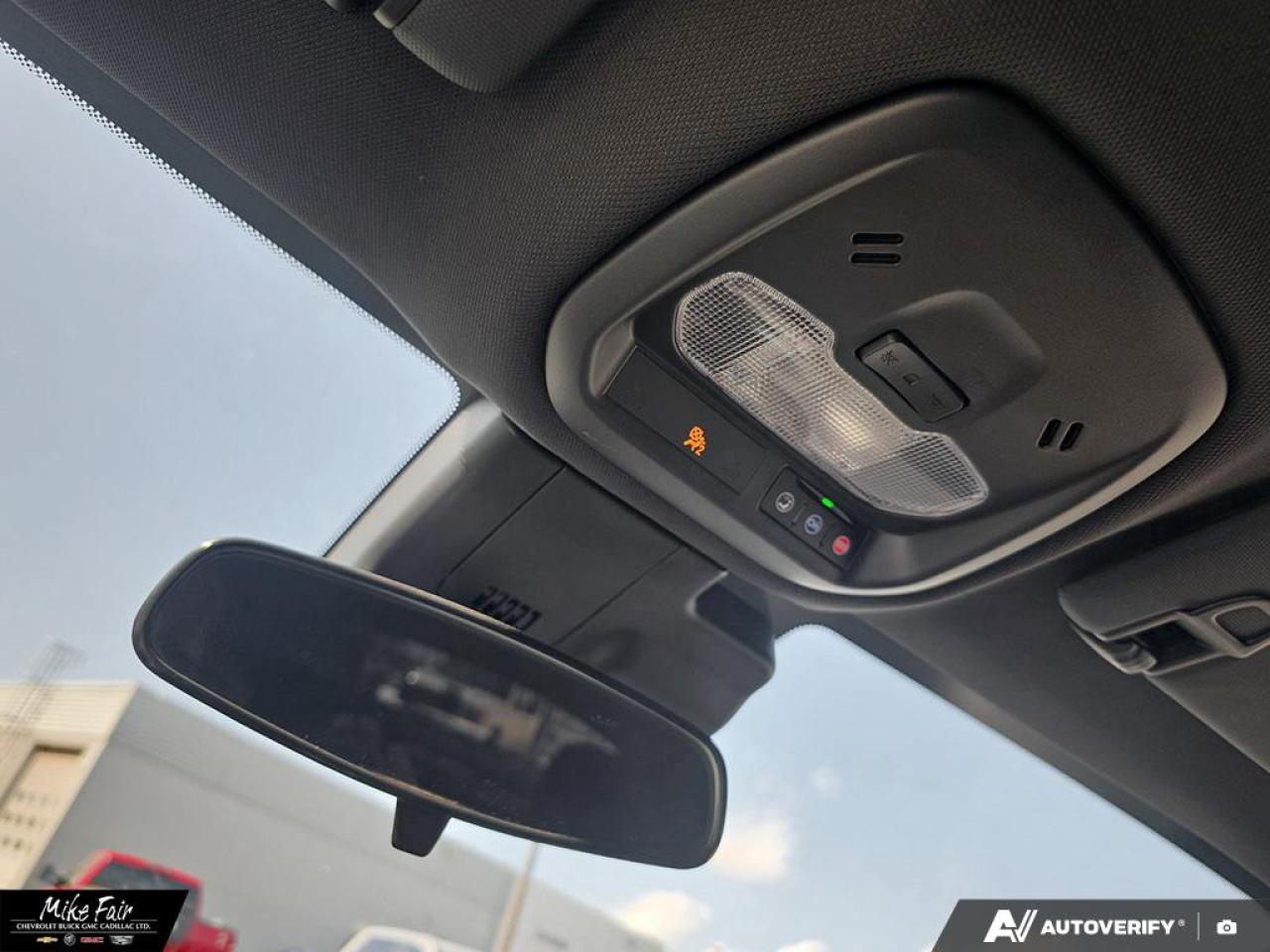 2025 Buick Envista Sport Touring Stability Control System, Engine Air Filter Monitor, Keyless Open, Remote Start Photo