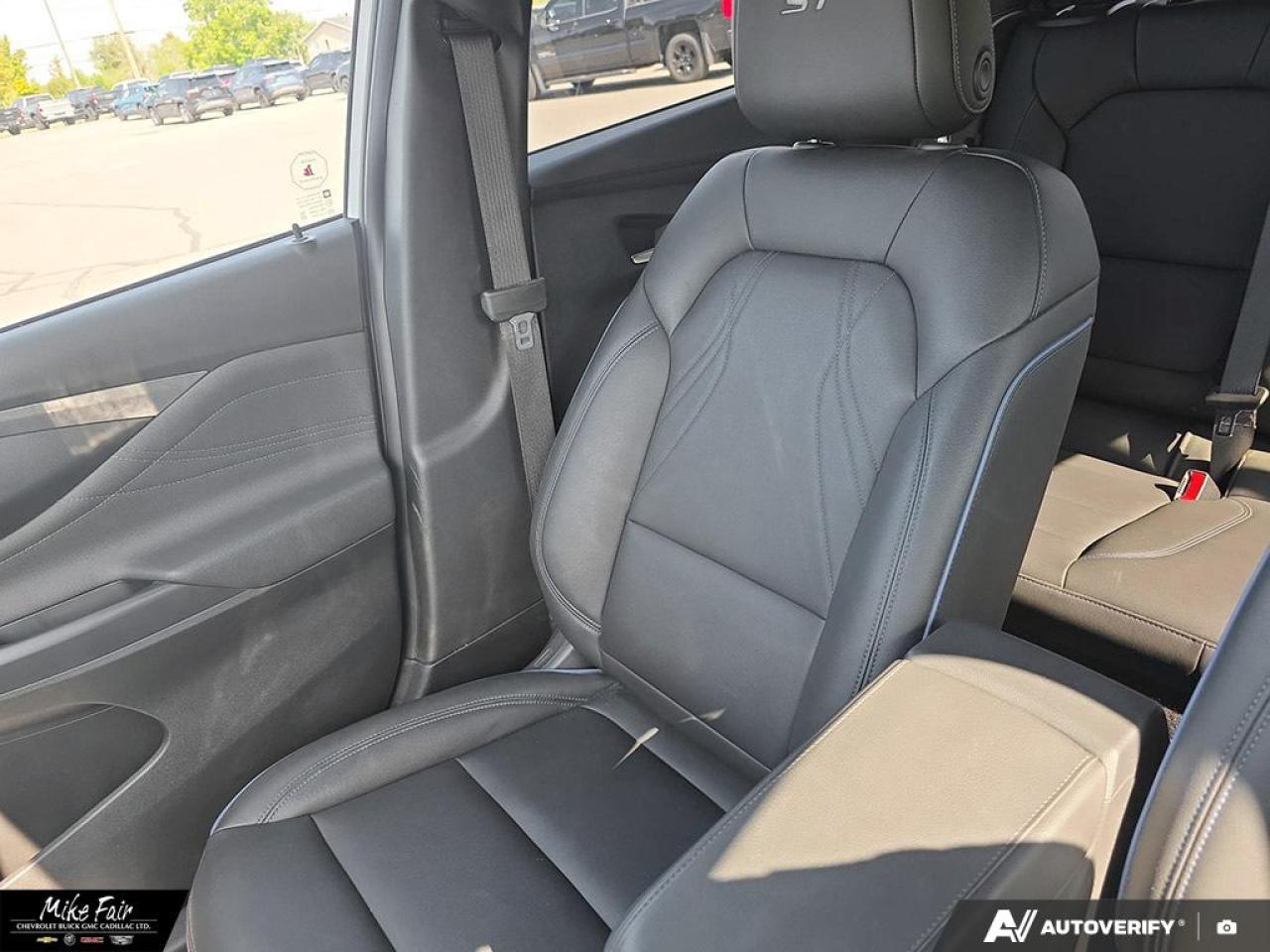 2025 Buick Envista Sport Touring Stability Control System, Engine Air Filter Monitor, Keyless Open, Remote Start Photo