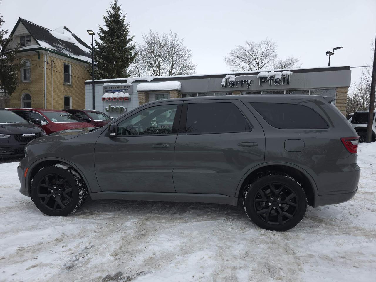 2022 Dodge Durango GT SIX PASSENGER! LOADED! Photo