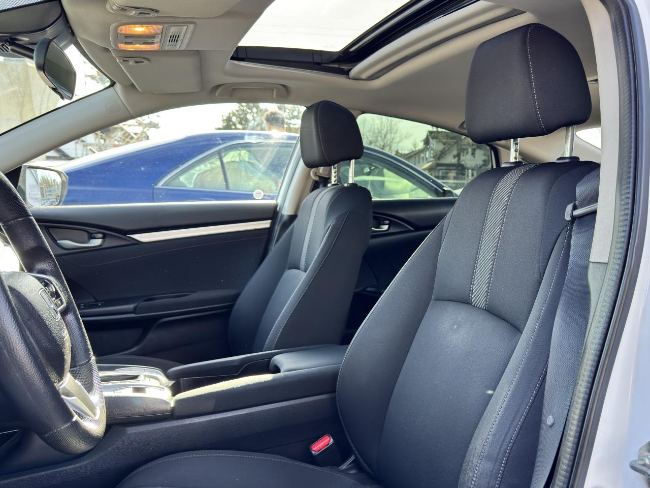 2017 Honda Civic FINANCING AVAILABLE Photo9