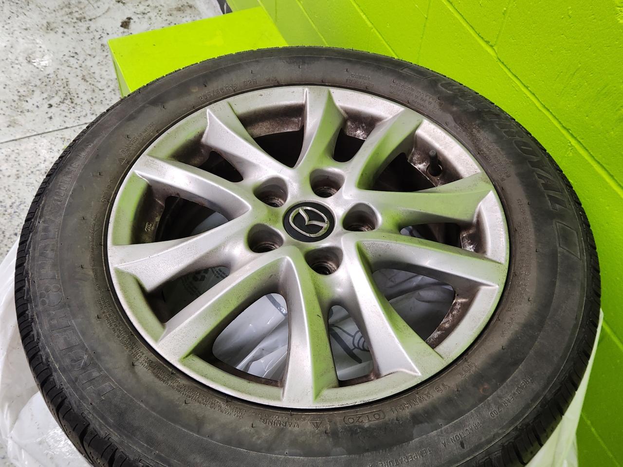 2014 Mazda MAZDA3 4dr Sdn GS-SKY No Accident Camera 2 SETS OF WHEELS Photo