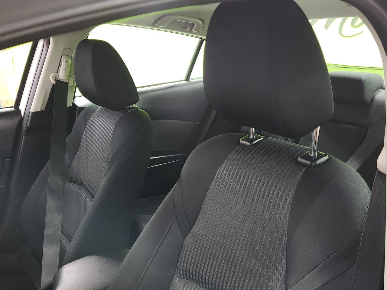 2014 Mazda MAZDA3 4dr Sdn GS-SKY No Accident Camera 2 SETS OF WHEELS Photo