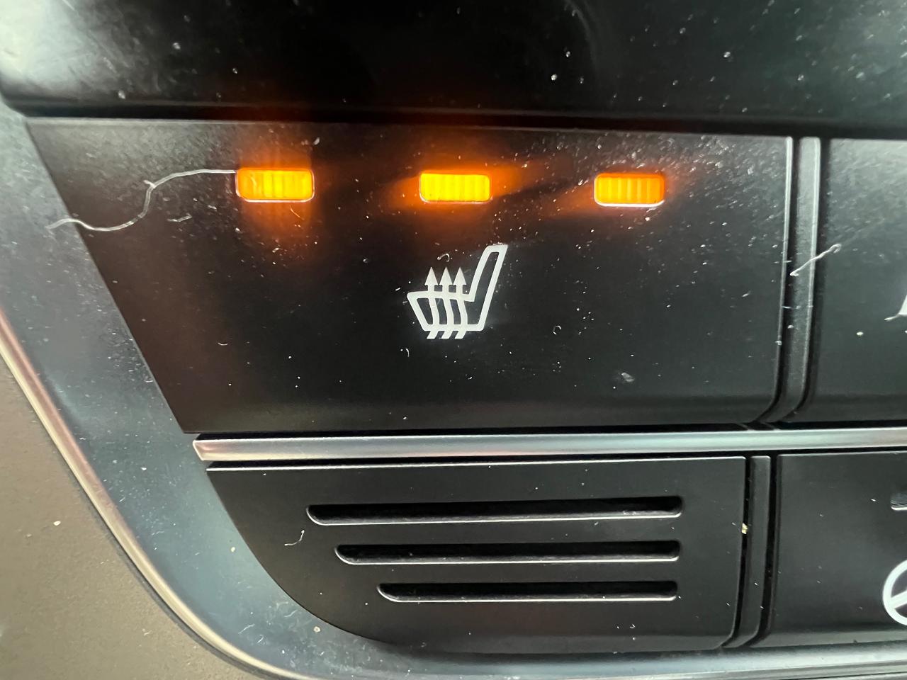 2015 Hyundai Sonata LEATHER-NAV-BACK CAM-HEATED SEATS & MORE Photo