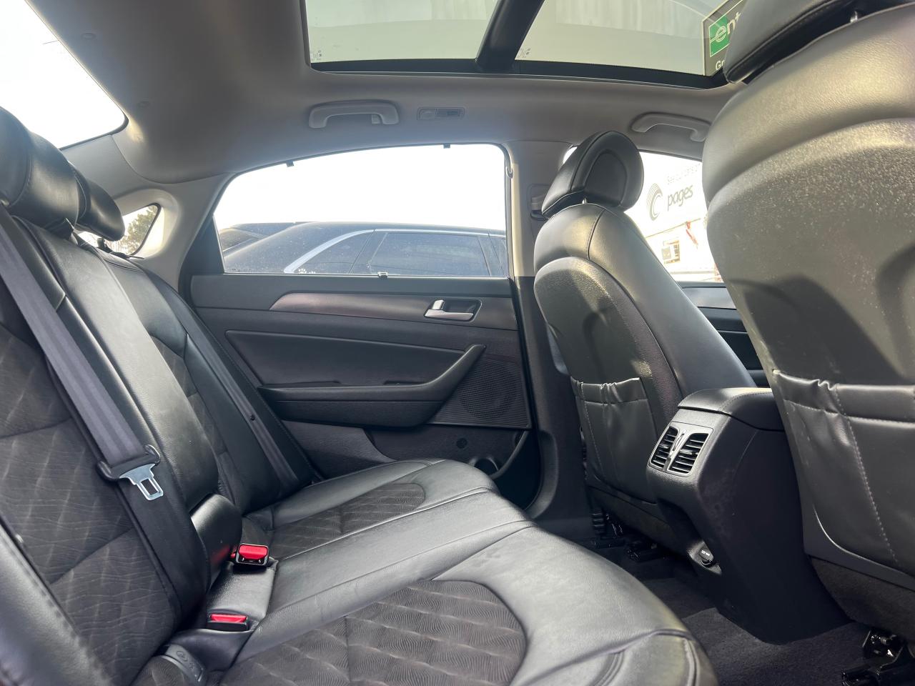 2015 Hyundai Sonata LEATHER-NAV-BACK CAM-HEATED SEATS & MORE Photo