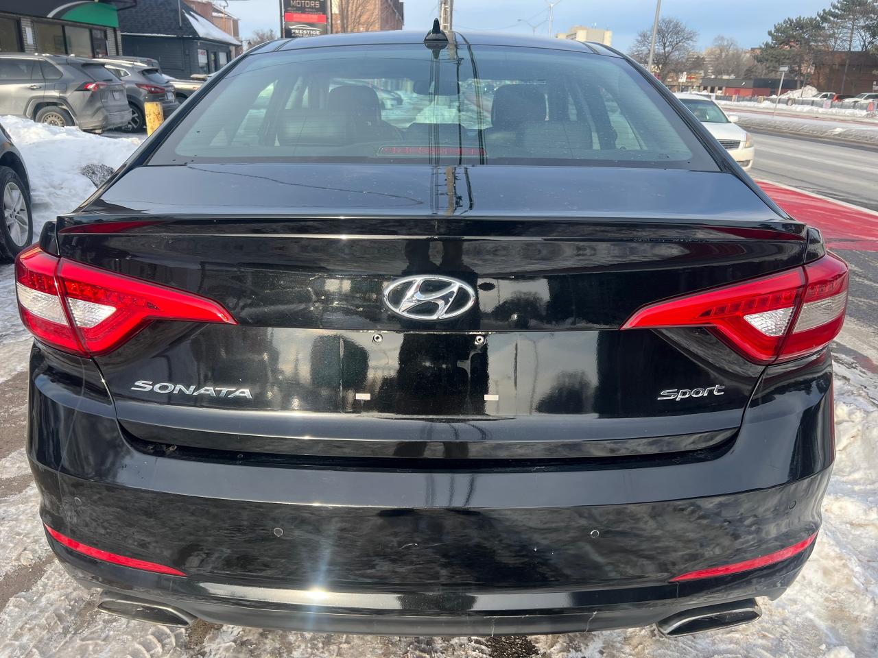 2015 Hyundai Sonata LEATHER-NAV-BACK CAM-HEATED SEATS & MORE Photo