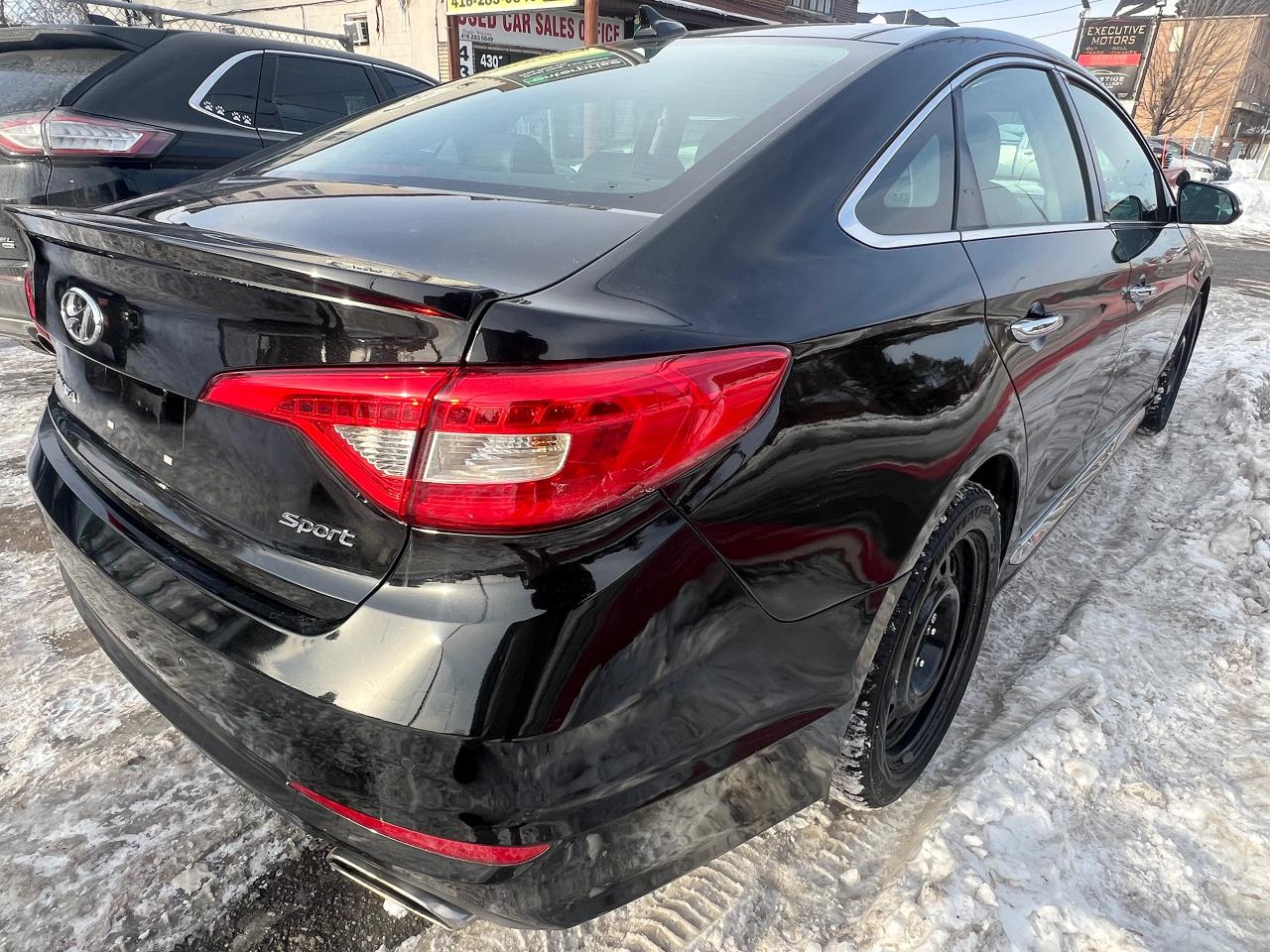 2015 Hyundai Sonata LEATHER-NAV-BACK CAM-HEATED SEATS & MORE Photo