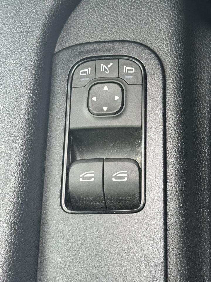 2025 Mercedes-Benz Sprinter HR 170" Photo