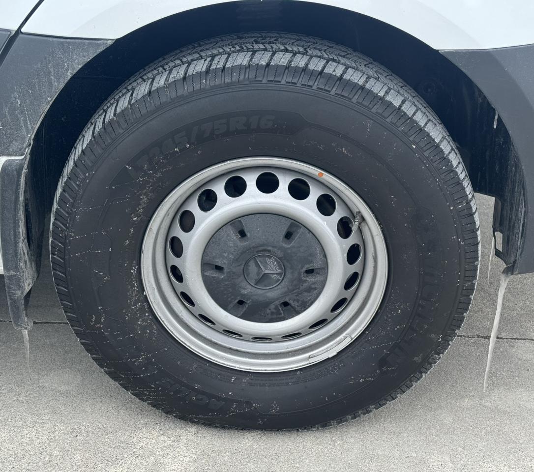 2025 Mercedes-Benz Sprinter HR 170" Photo