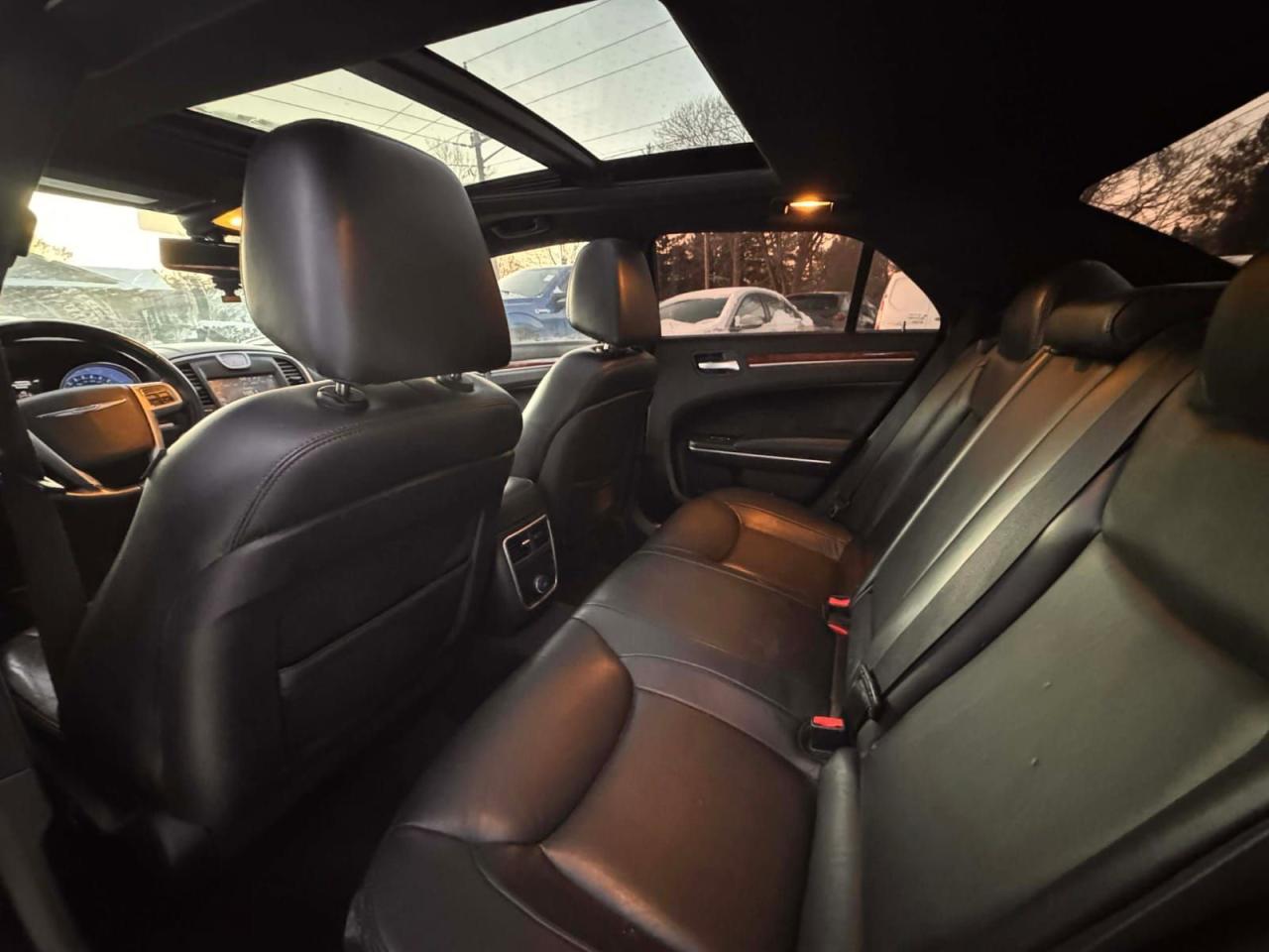 2013 Chrysler 300 Touring  Photo