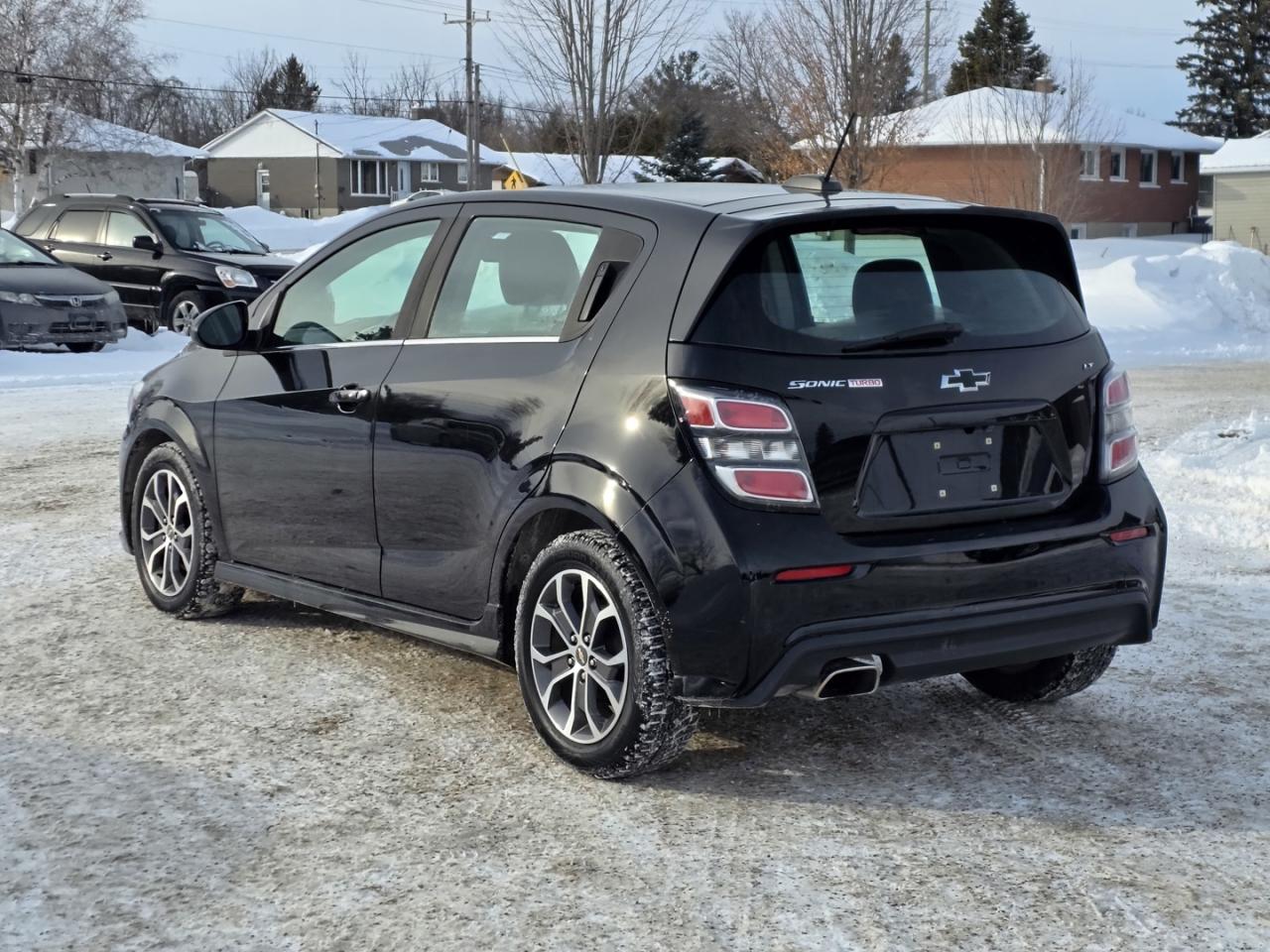 2017 Chevrolet Sonic LT Hatchback RS Photo