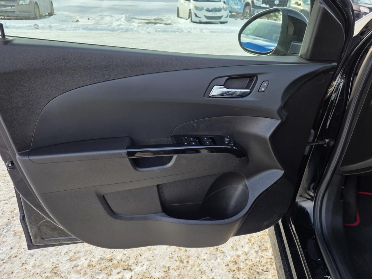 2017 Chevrolet Sonic LT Hatchback RS Photo