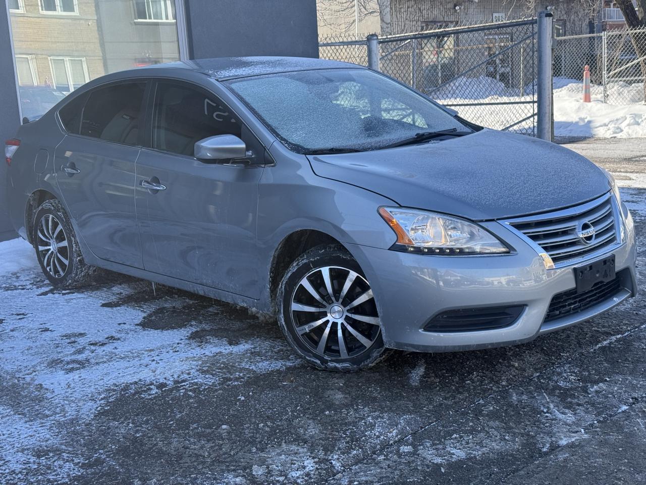 2013 Nissan Sentra S Photo