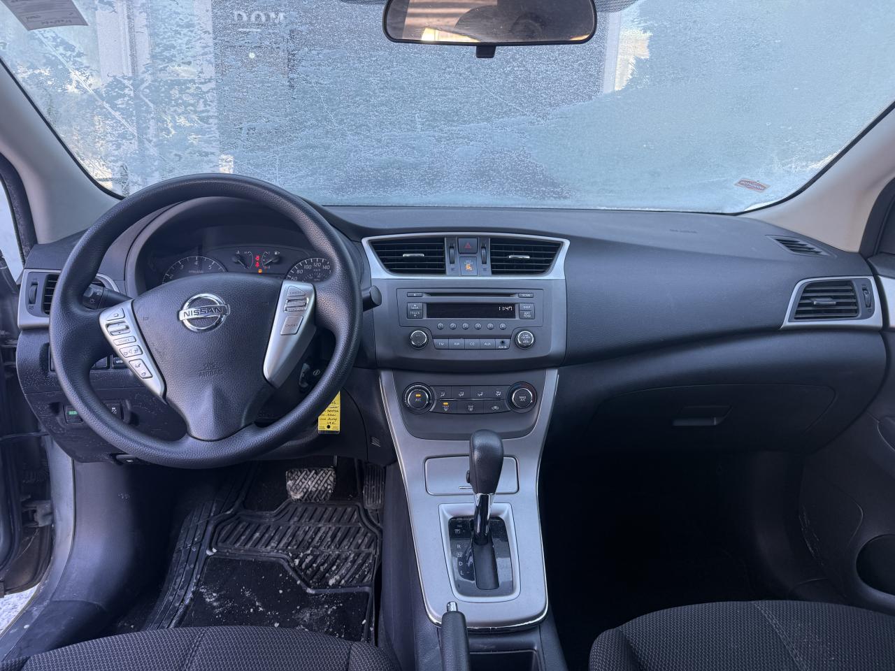 2013 Nissan Sentra S Photo