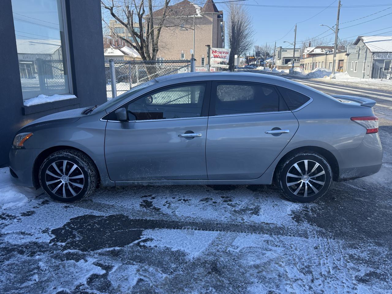 2013 Nissan Sentra S Photo