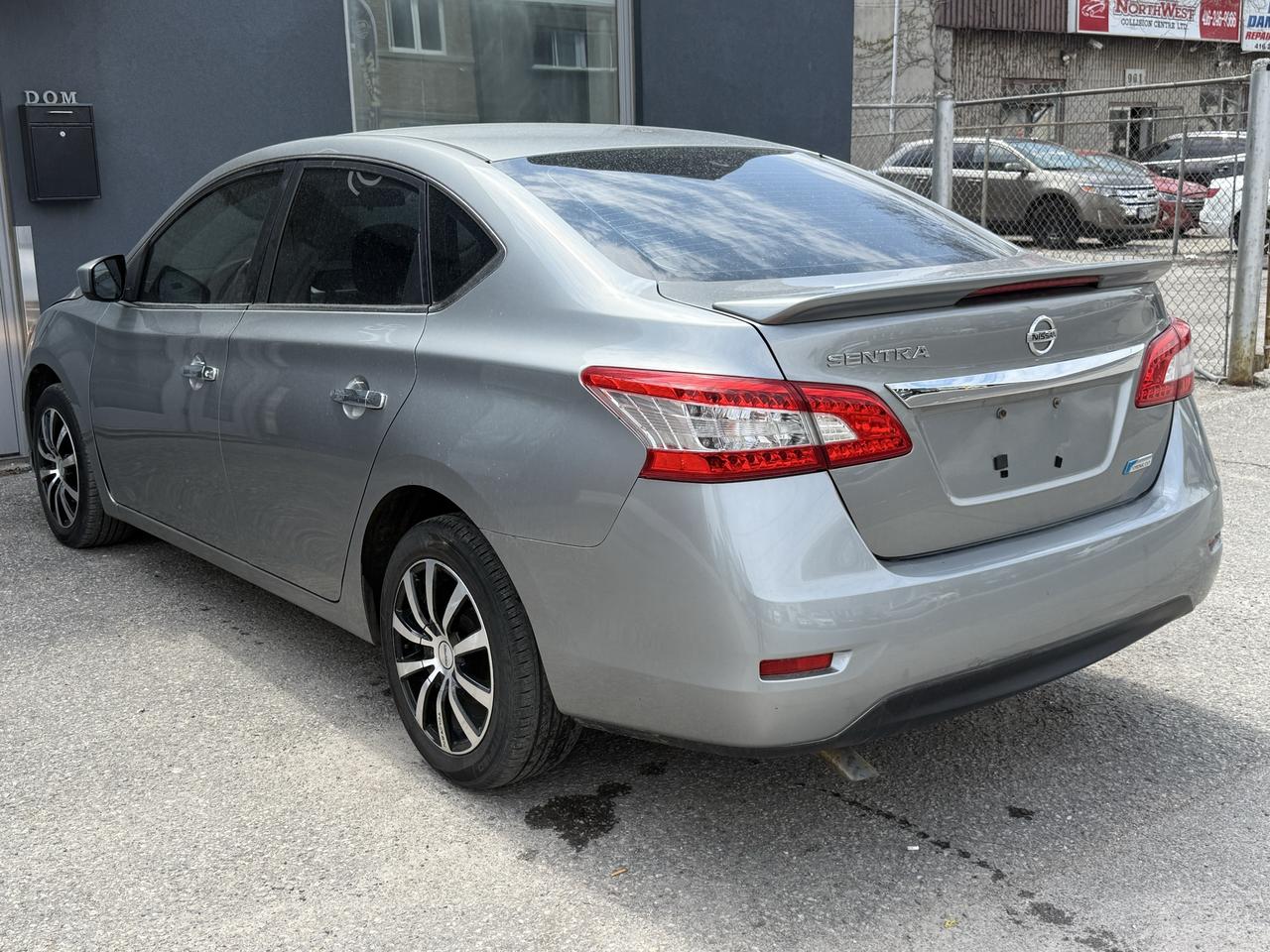 2013 Nissan Sentra 4DR SDN CVT SV Photo