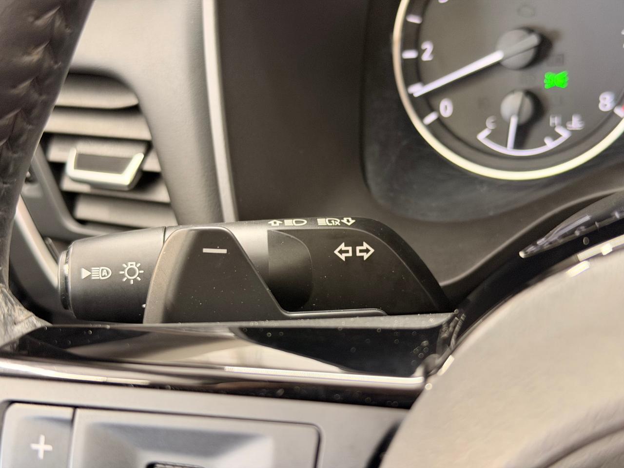 2023 Nissan Rogue SV Moonroof+ONE OWNER+CLEAN CARFAX Photo