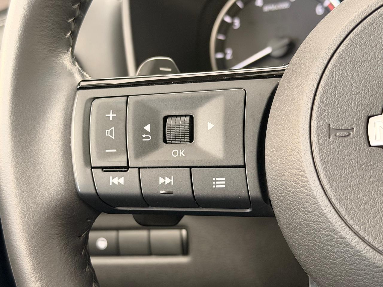 2023 Nissan Rogue SV Moonroof+ONE OWNER+CLEAN CARFAX Photo49