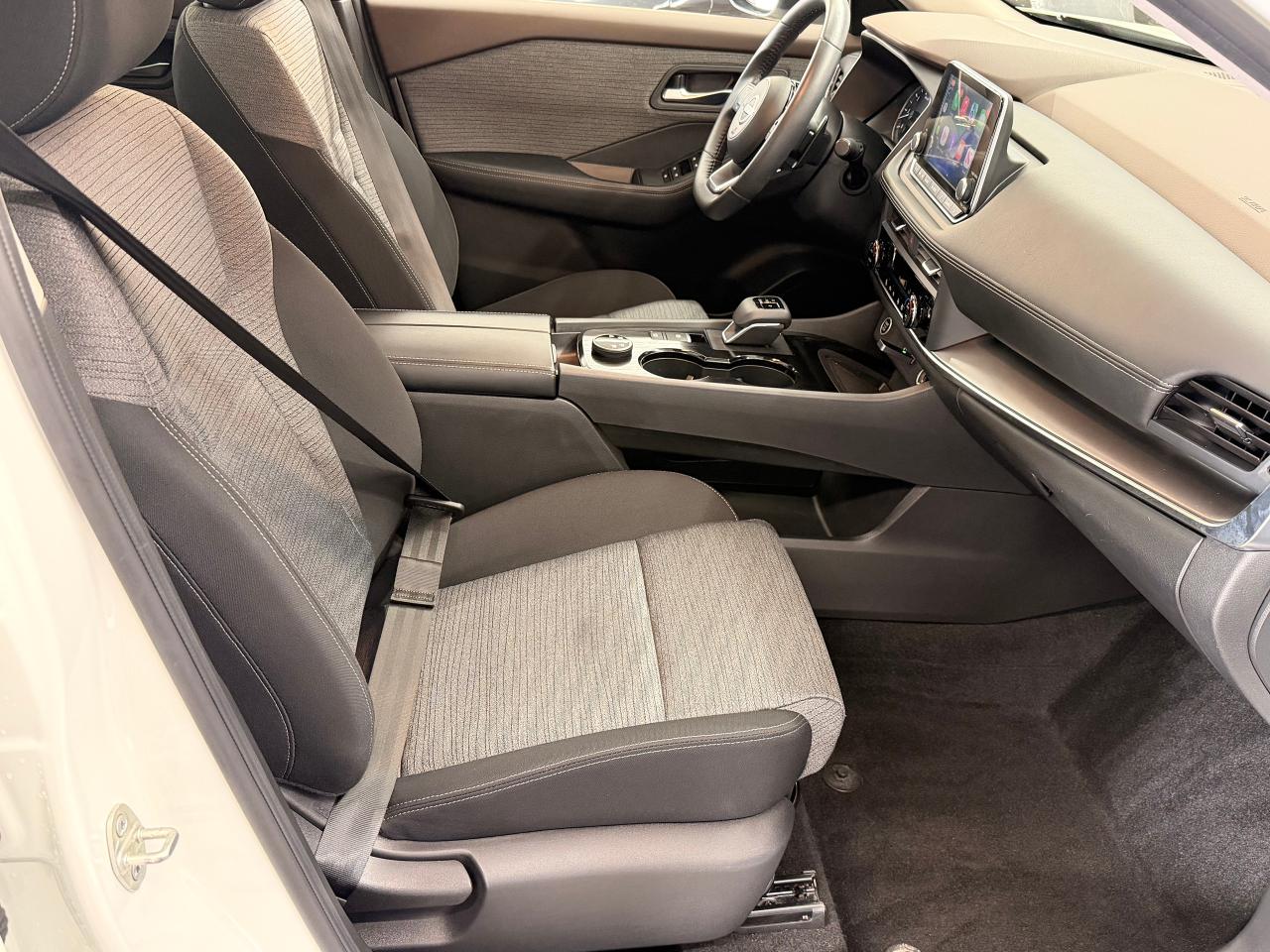 2023 Nissan Rogue SV Moonroof+ONE OWNER+CLEAN CARFAX Photo88