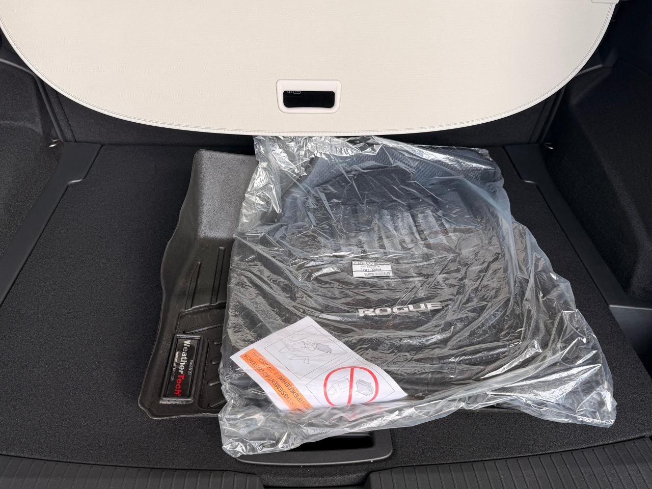 2023 Nissan Rogue SV Moonroof+ONE OWNER+CLEAN CARFAX Photo29