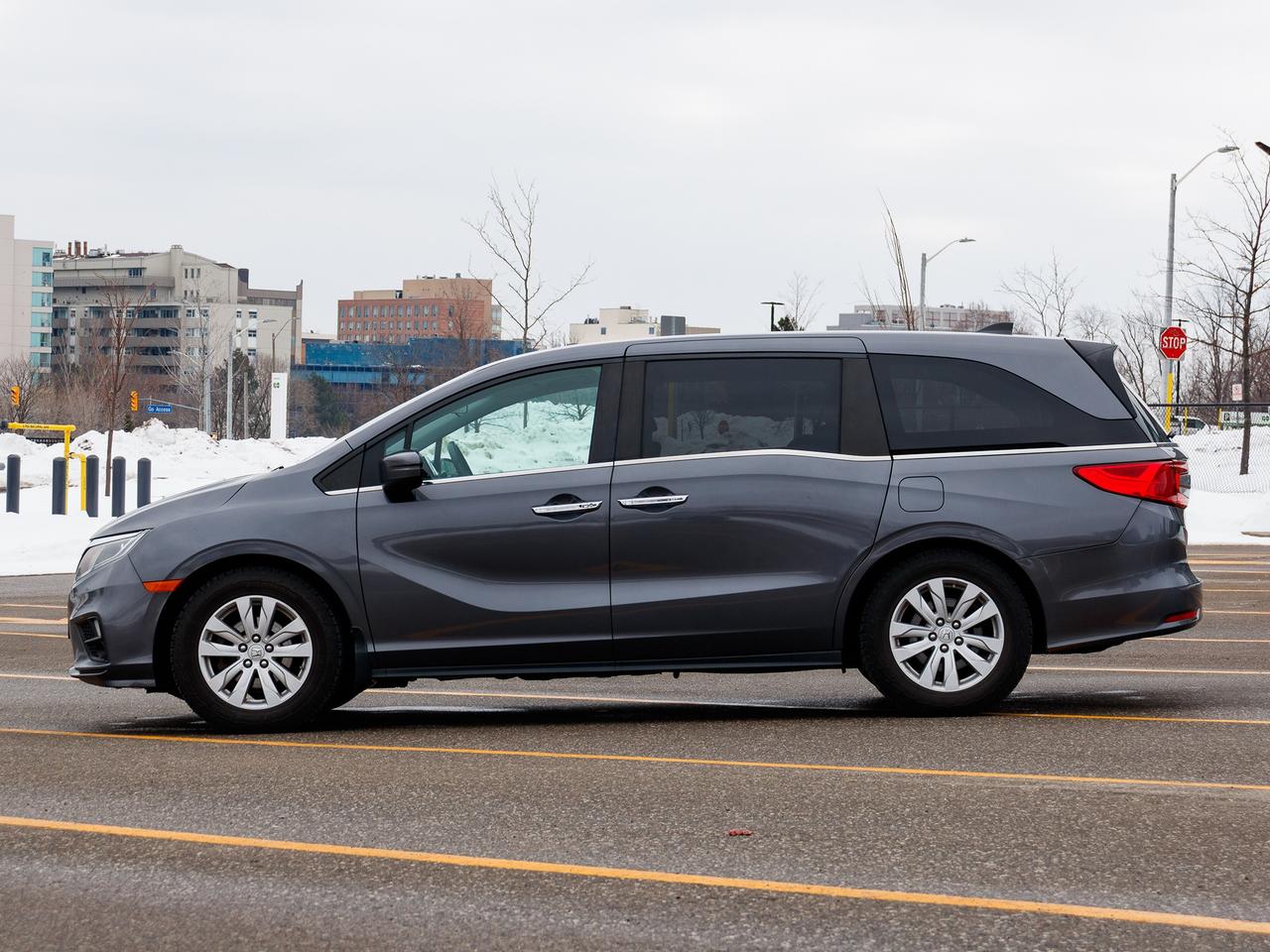 2019 Honda Odyssey LX| CLEAN CARFAX| NO ACCIDENTS| Photo