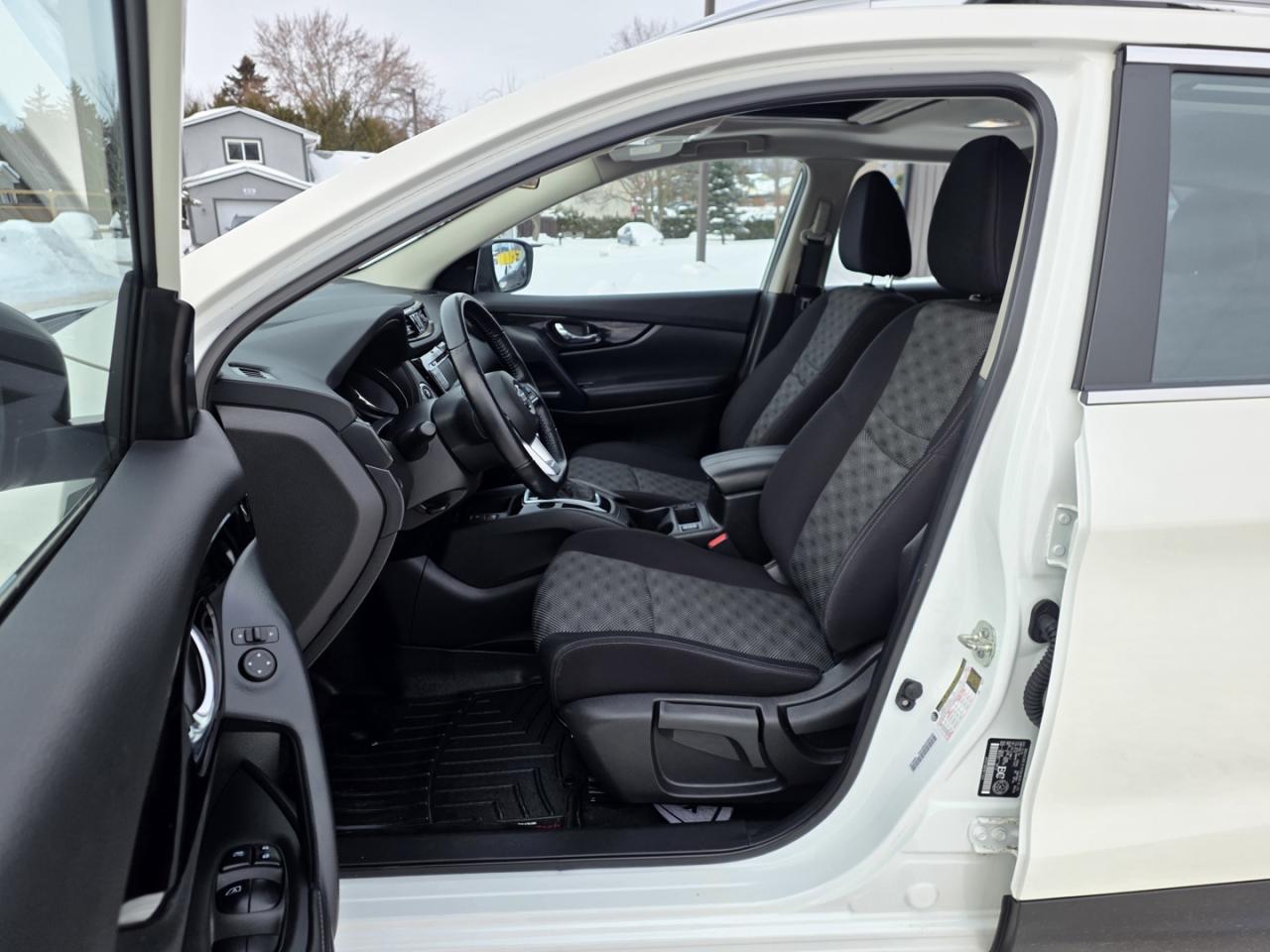 2023 Nissan QUASHQAI SV AWD Photo