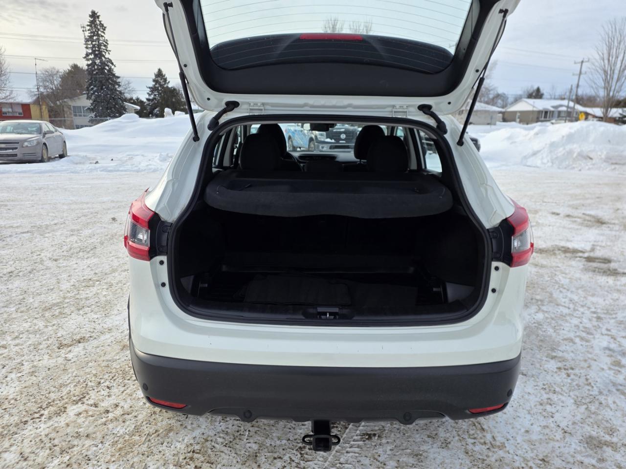 2023 Nissan QUASHQAI SV AWD Photo