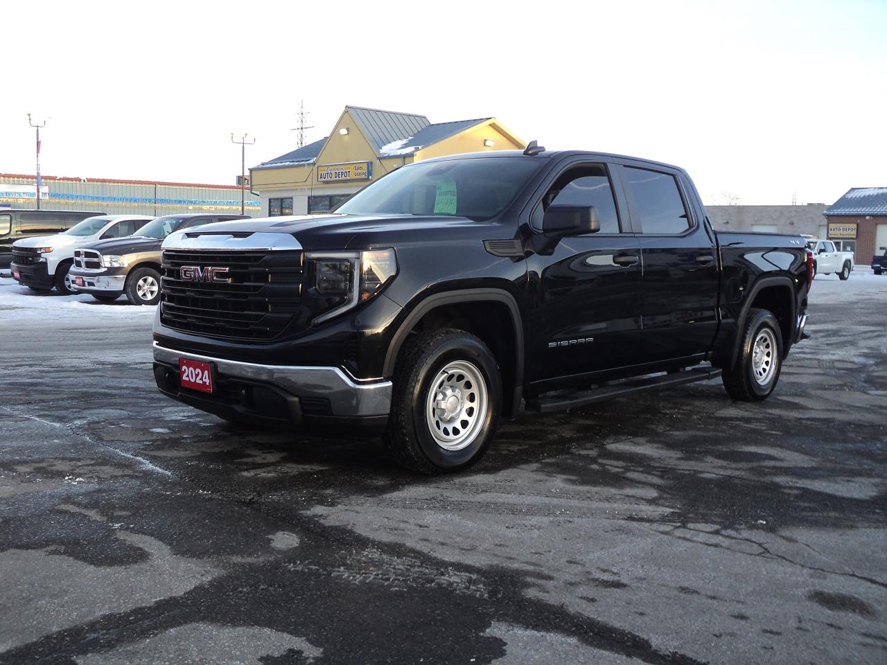 2024 GMC Sierra 1500 Pro CrewCab 4WD 2.7L4cylGas 5'10"Box BackUpCam Photo