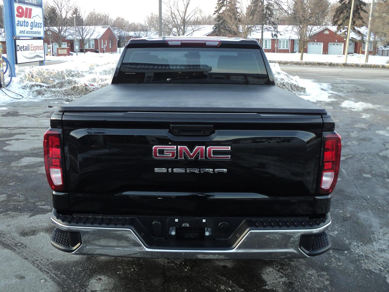 2024 GMC Sierra 1500 Pro CrewCab 4WD 2.7L4cylGas 5'10"Box BackUpCam Photo