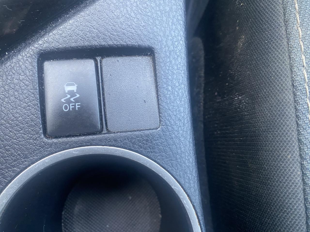 2018 Toyota Corolla LE Photo